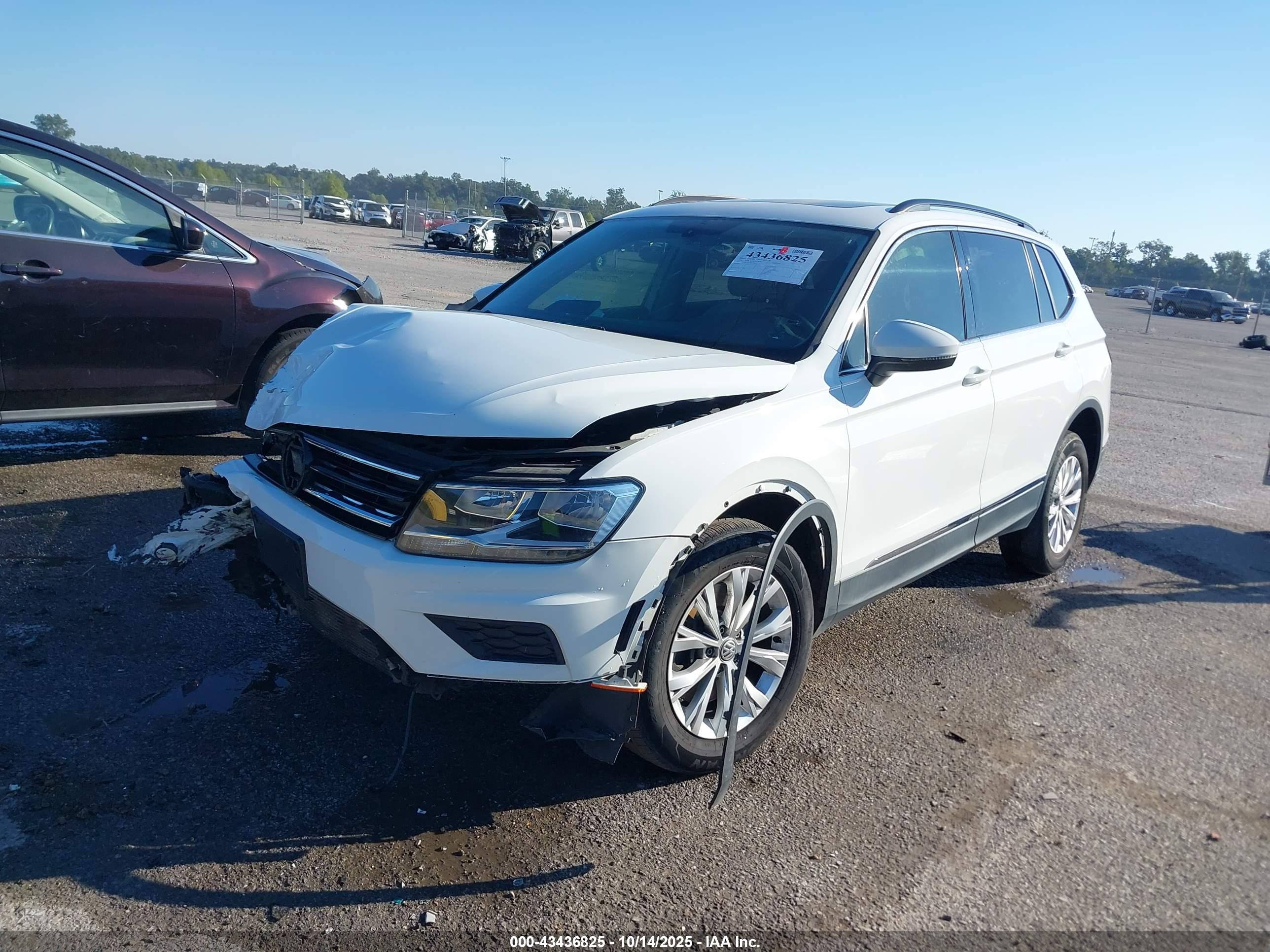 VOLKSWAGEN TIGUAN image 2