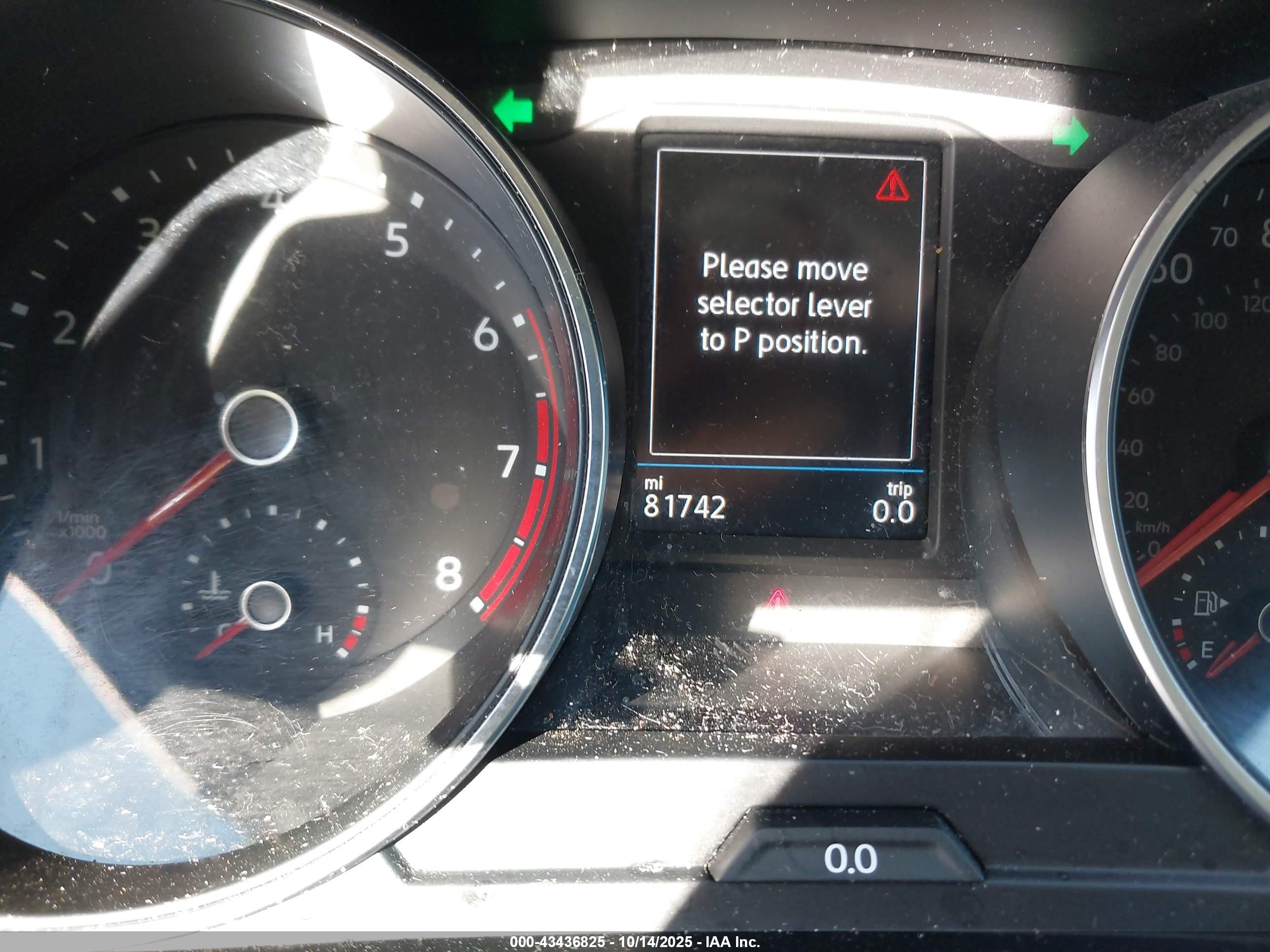 VOLKSWAGEN TIGUAN image 7