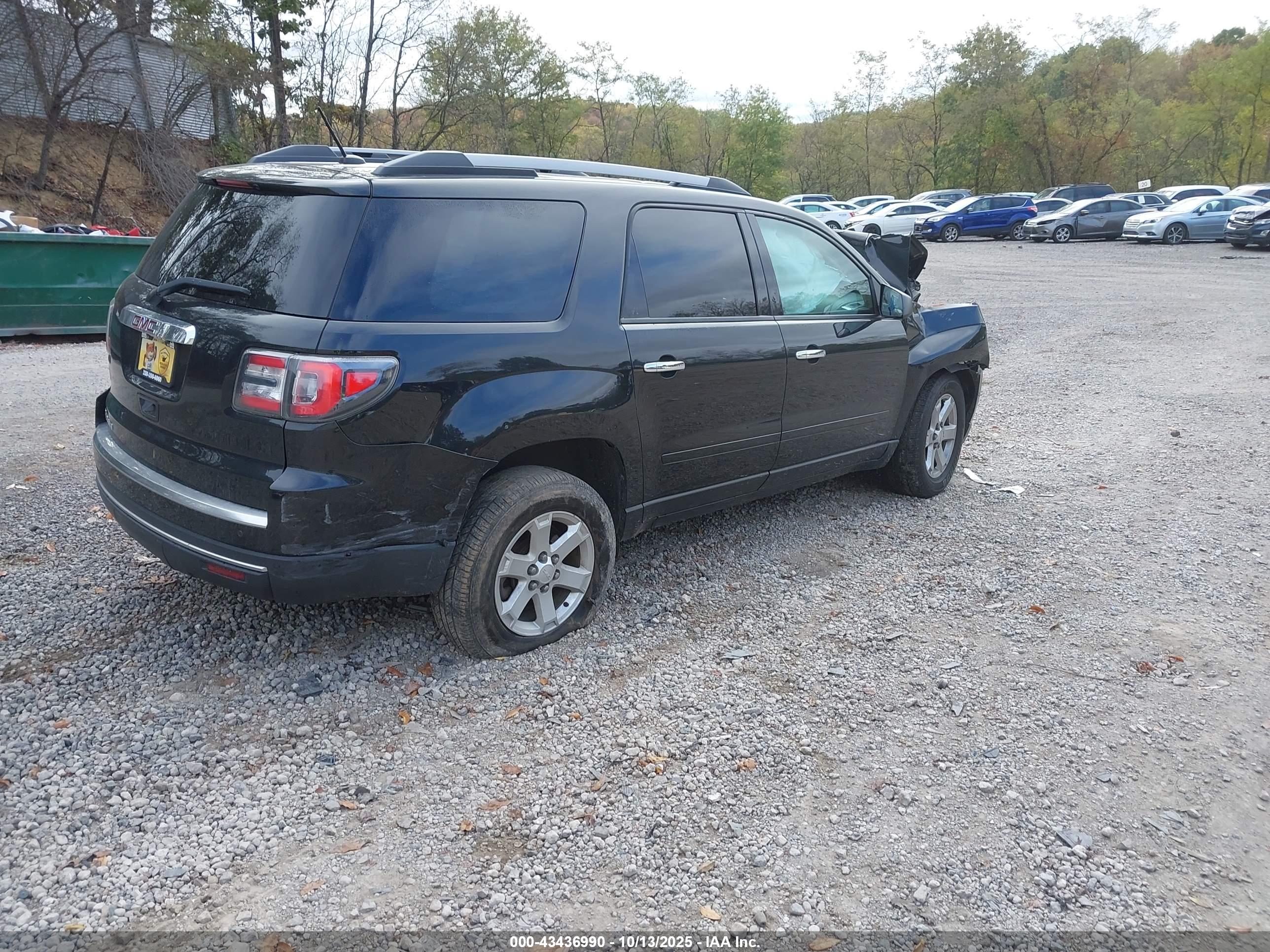 GMC ACADIA image 4