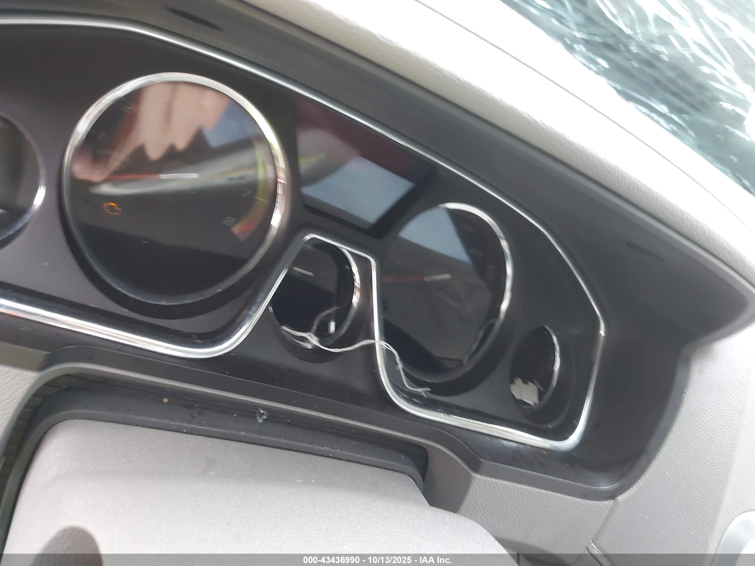 GMC ACADIA image 7