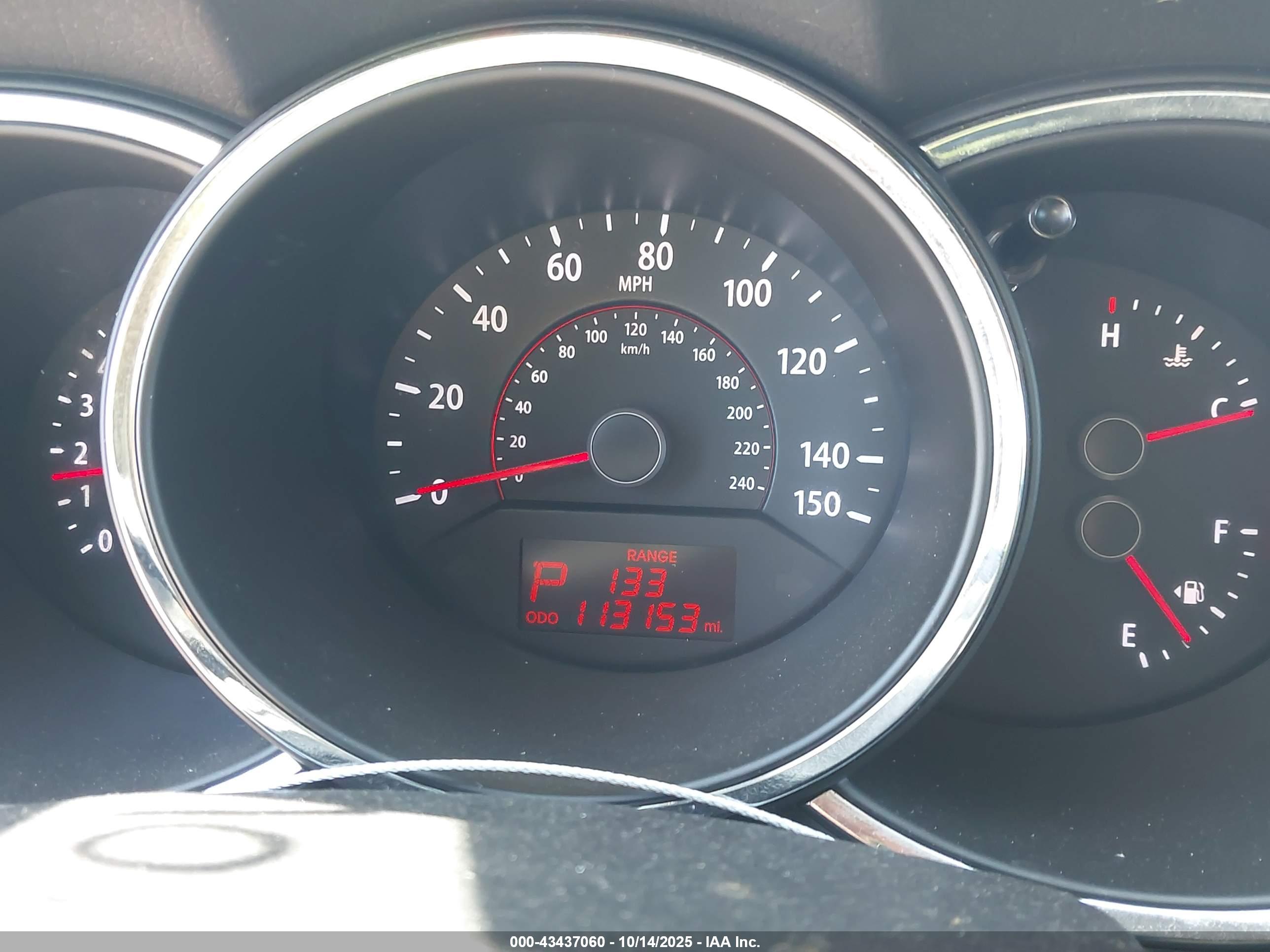 KIA SORENTO image 7