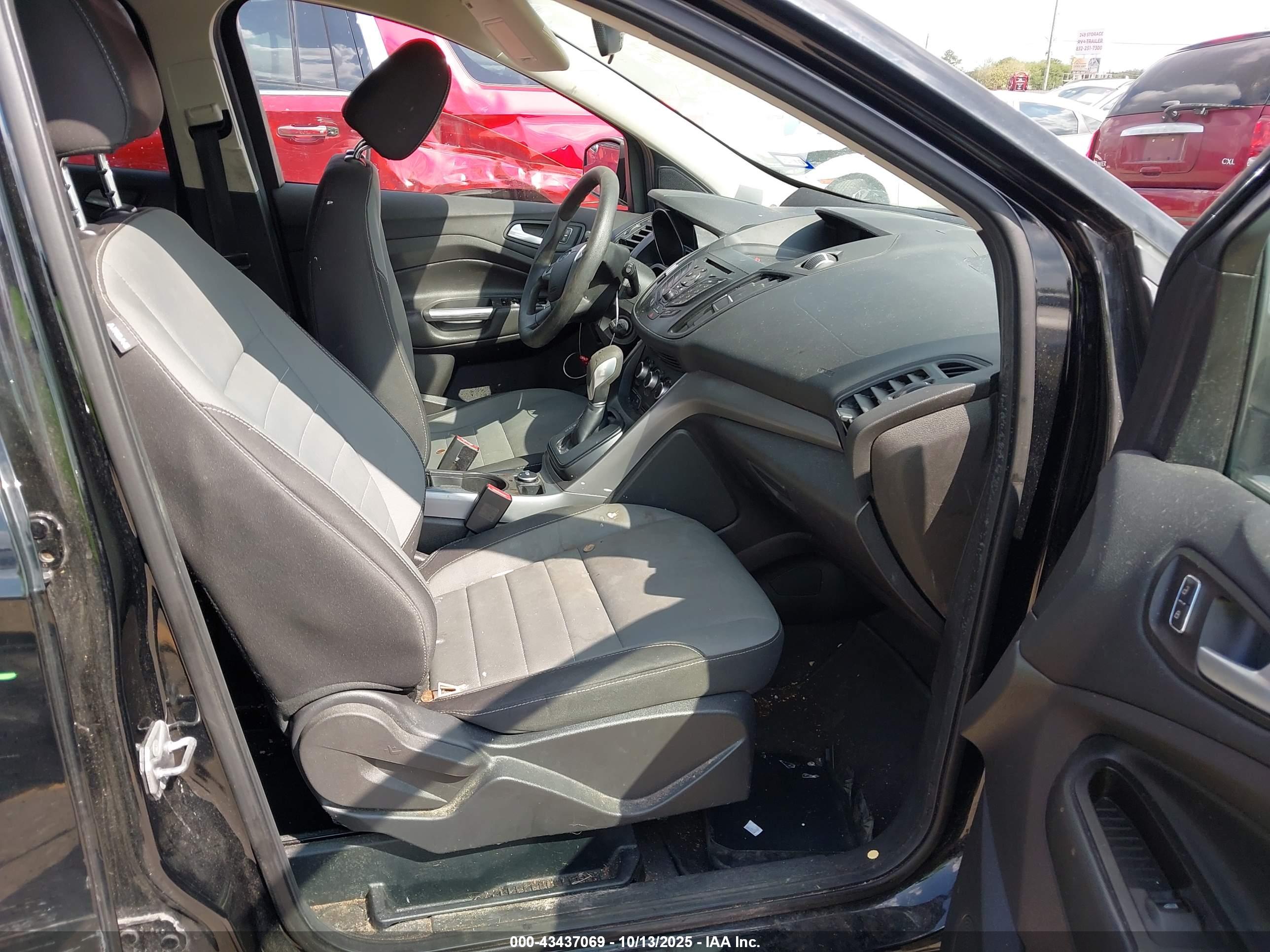 FORD ESCAPE image 5