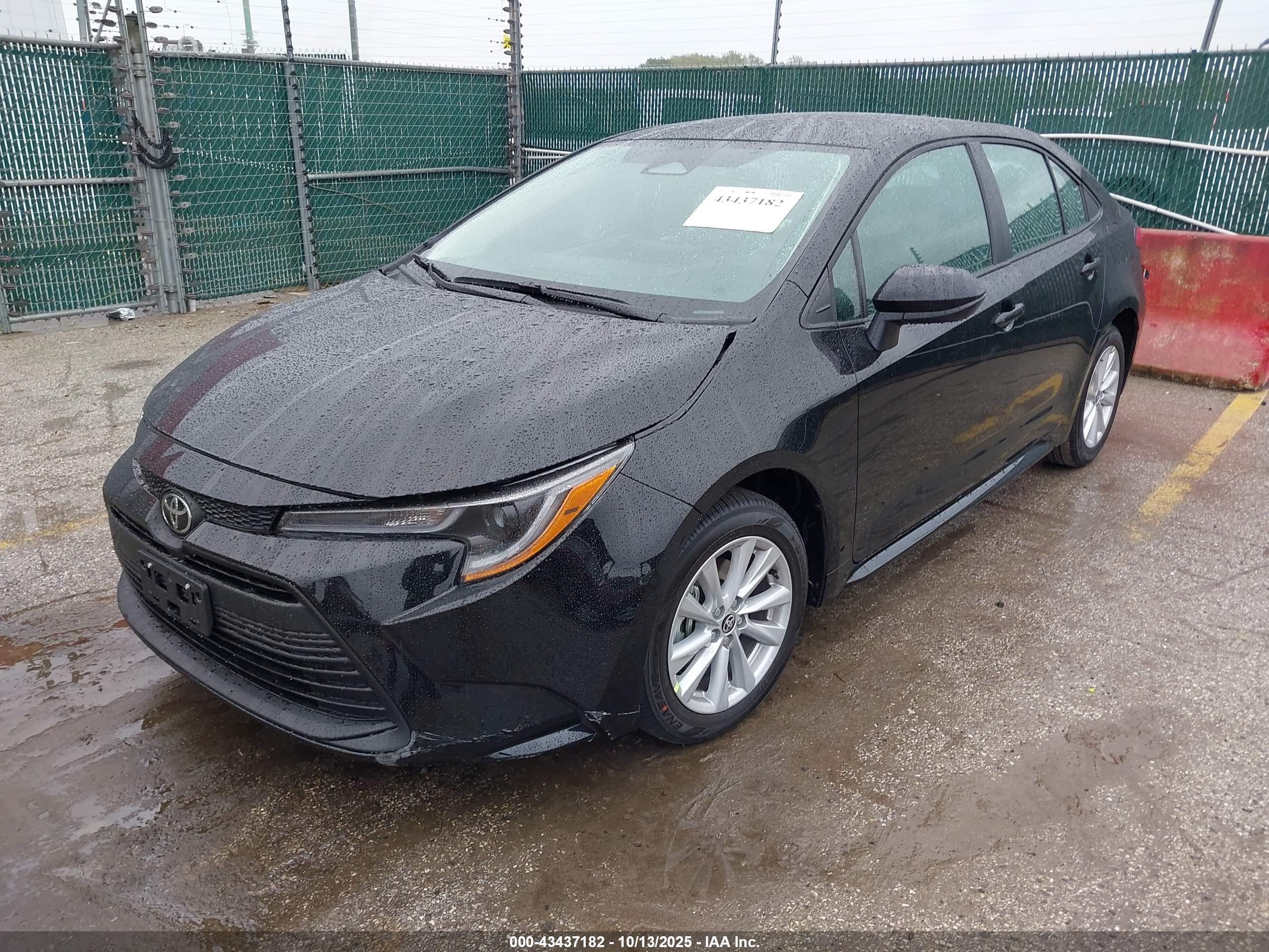 TOYOTA COROLLA image 2