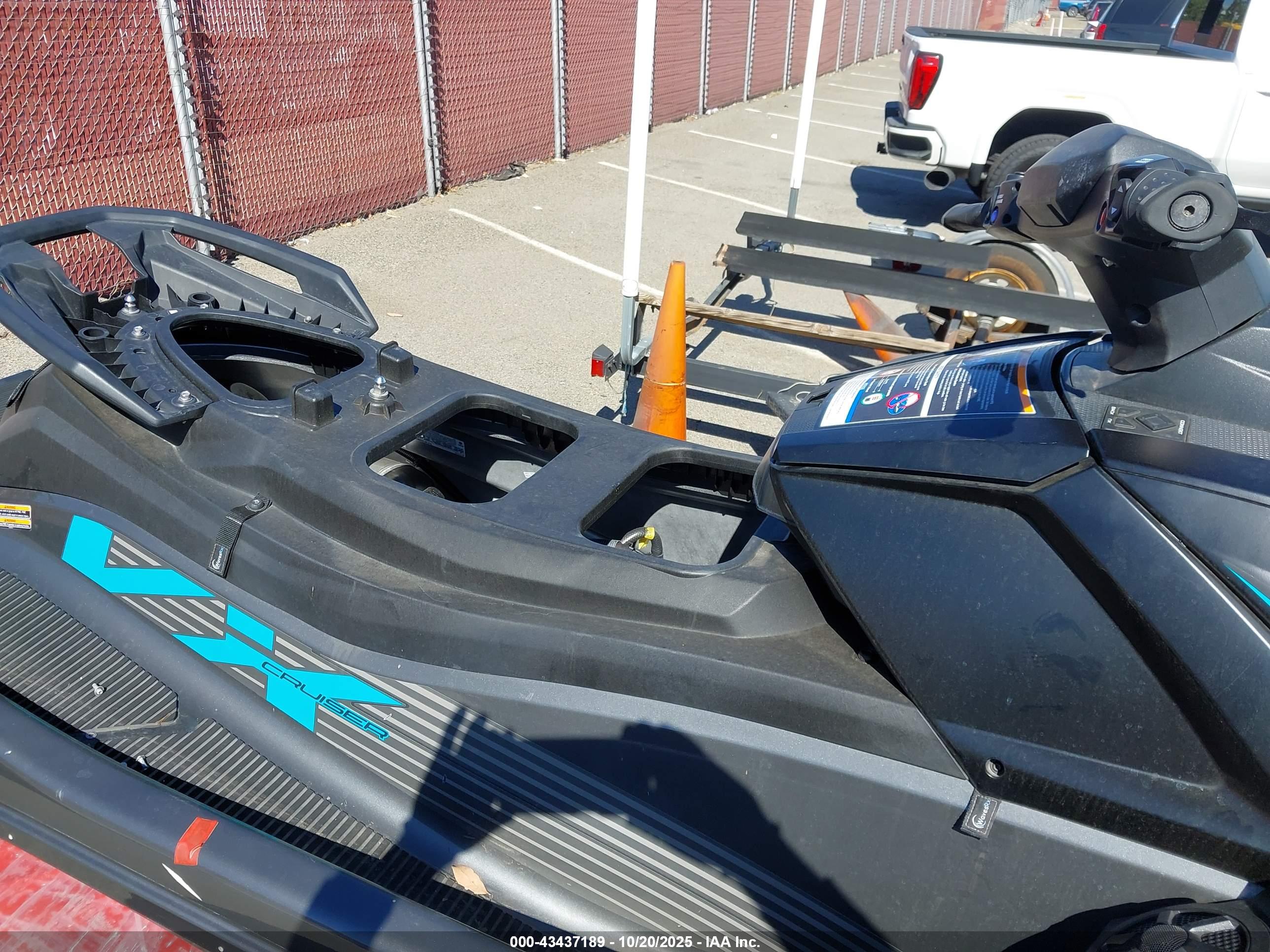 YAMAHA VX image 5