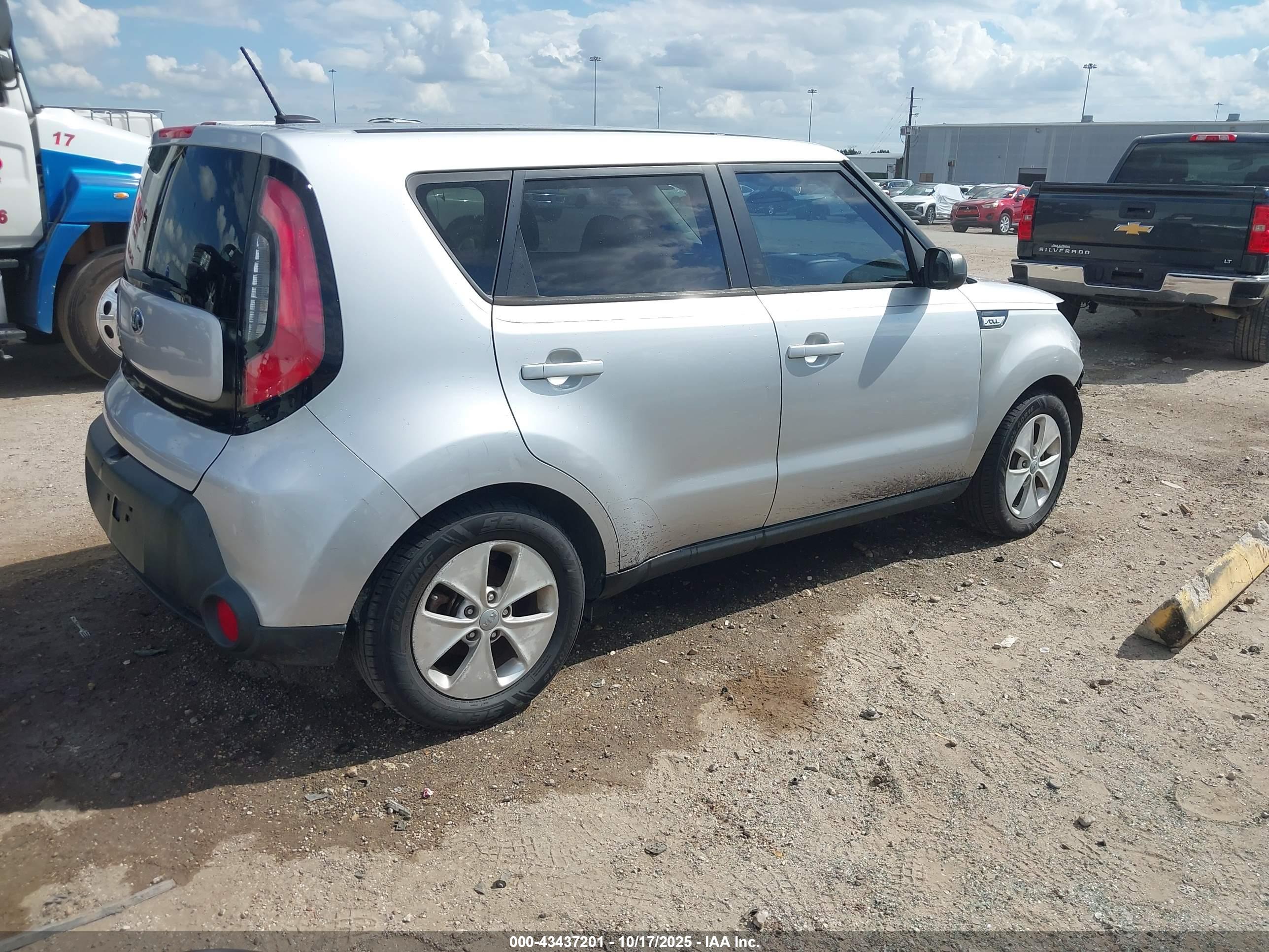 KIA SOUL image 4