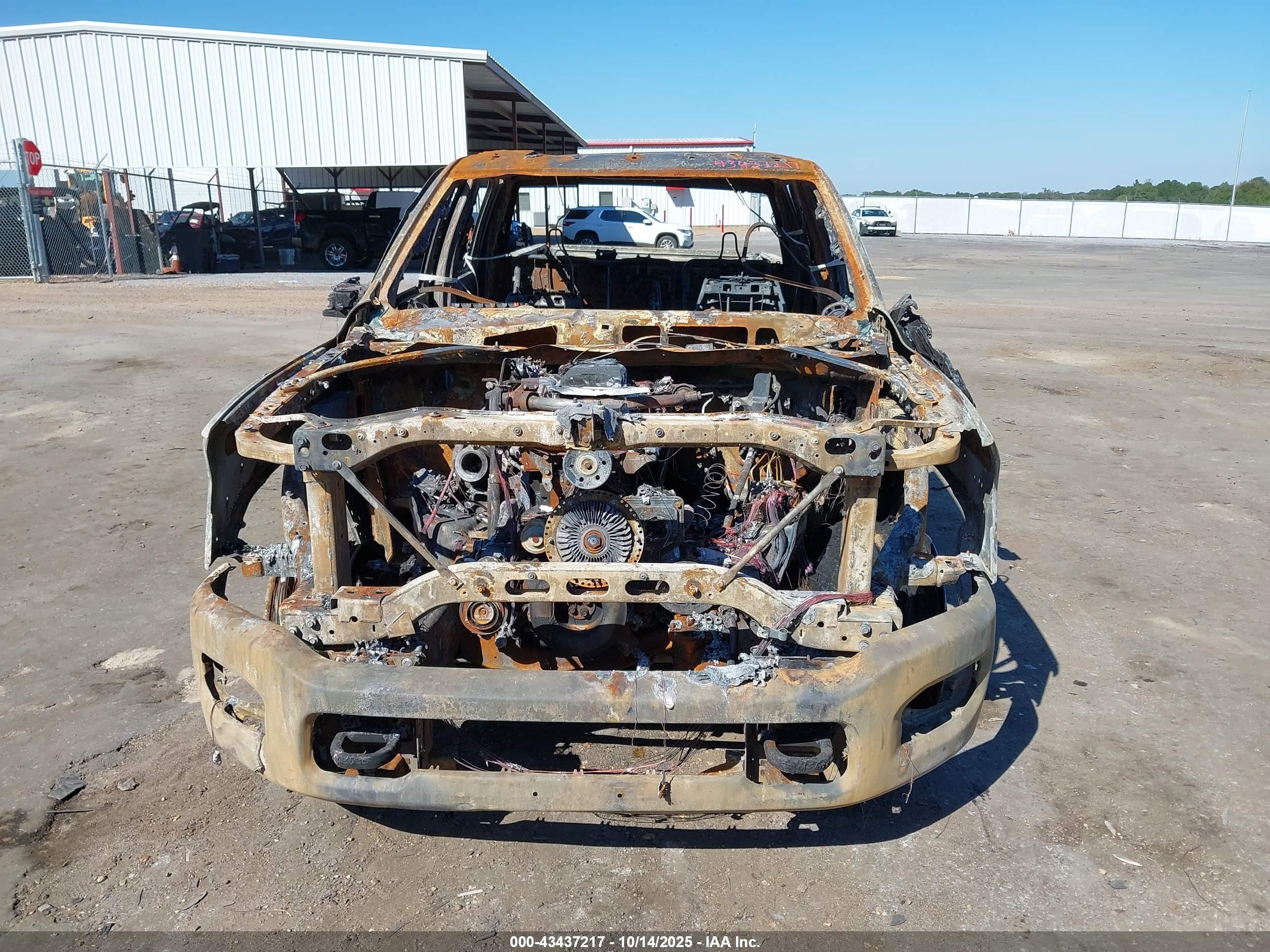 RAM 2500 image 6