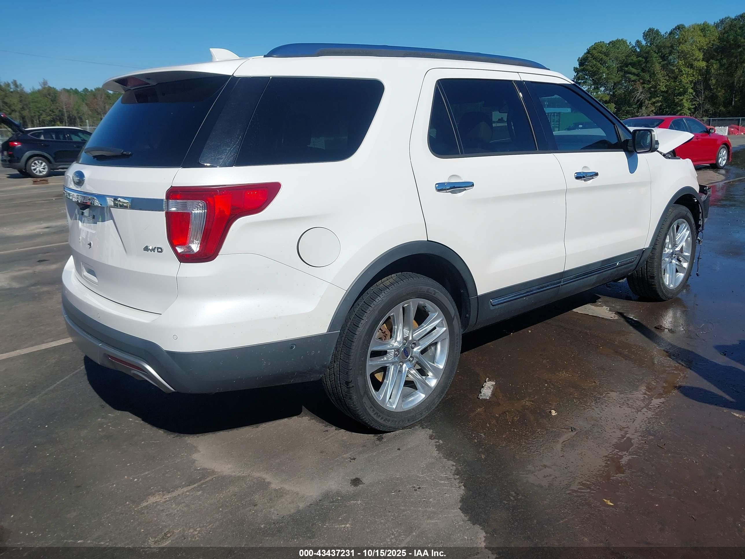 FORD EXPLORER image 4