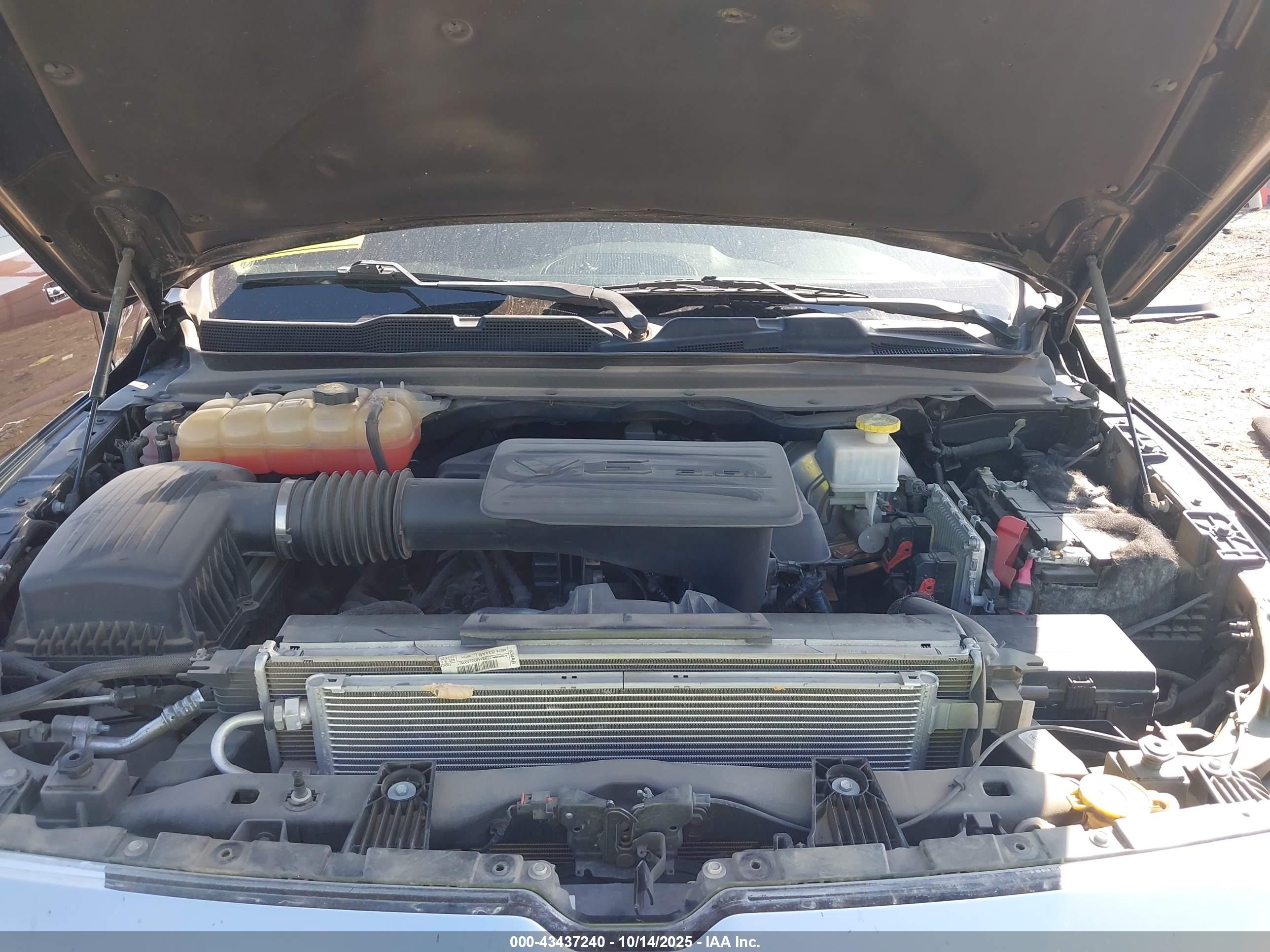 RAM 1500 image 10
