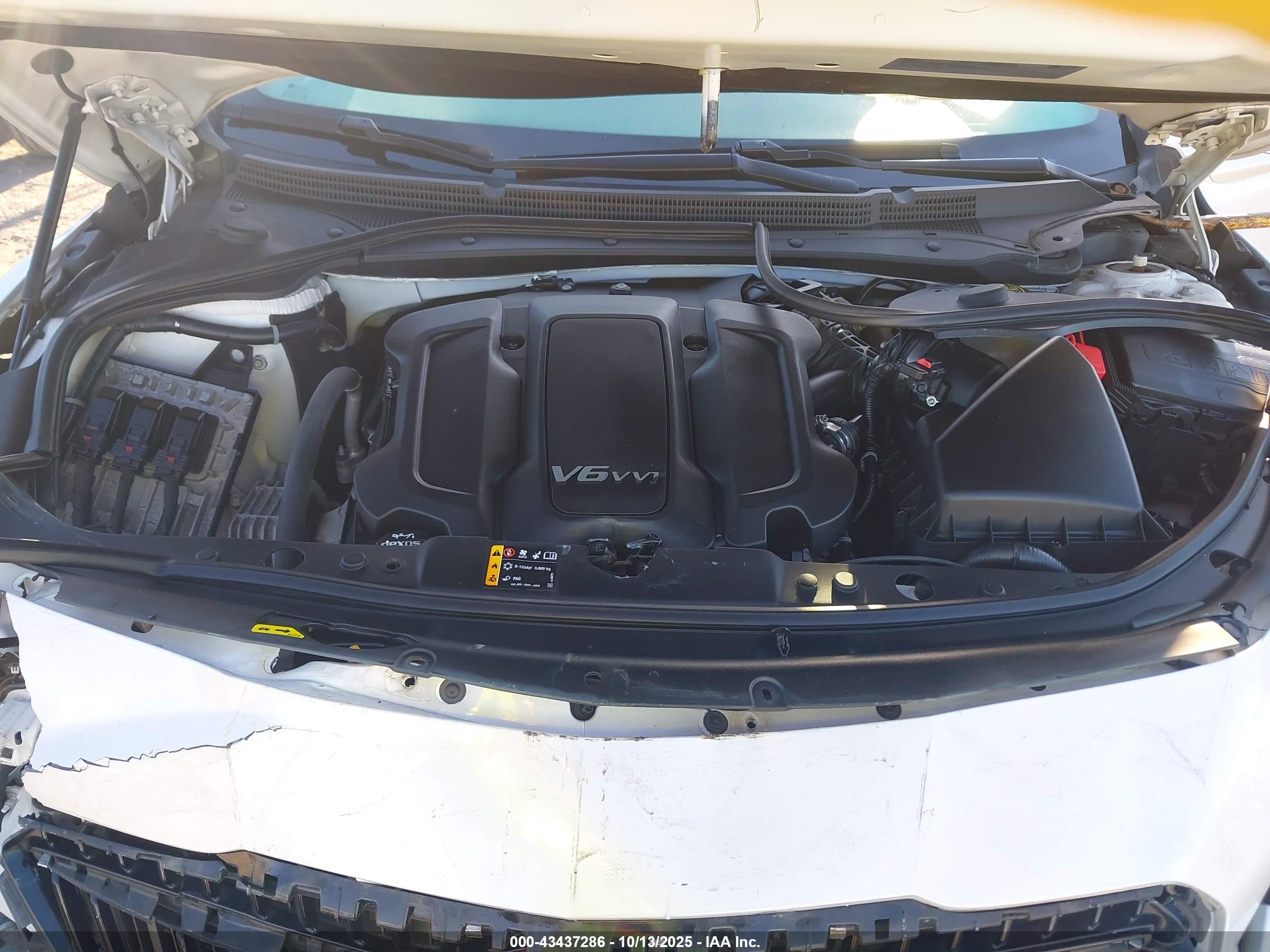 BUICK LACROSSE image 10