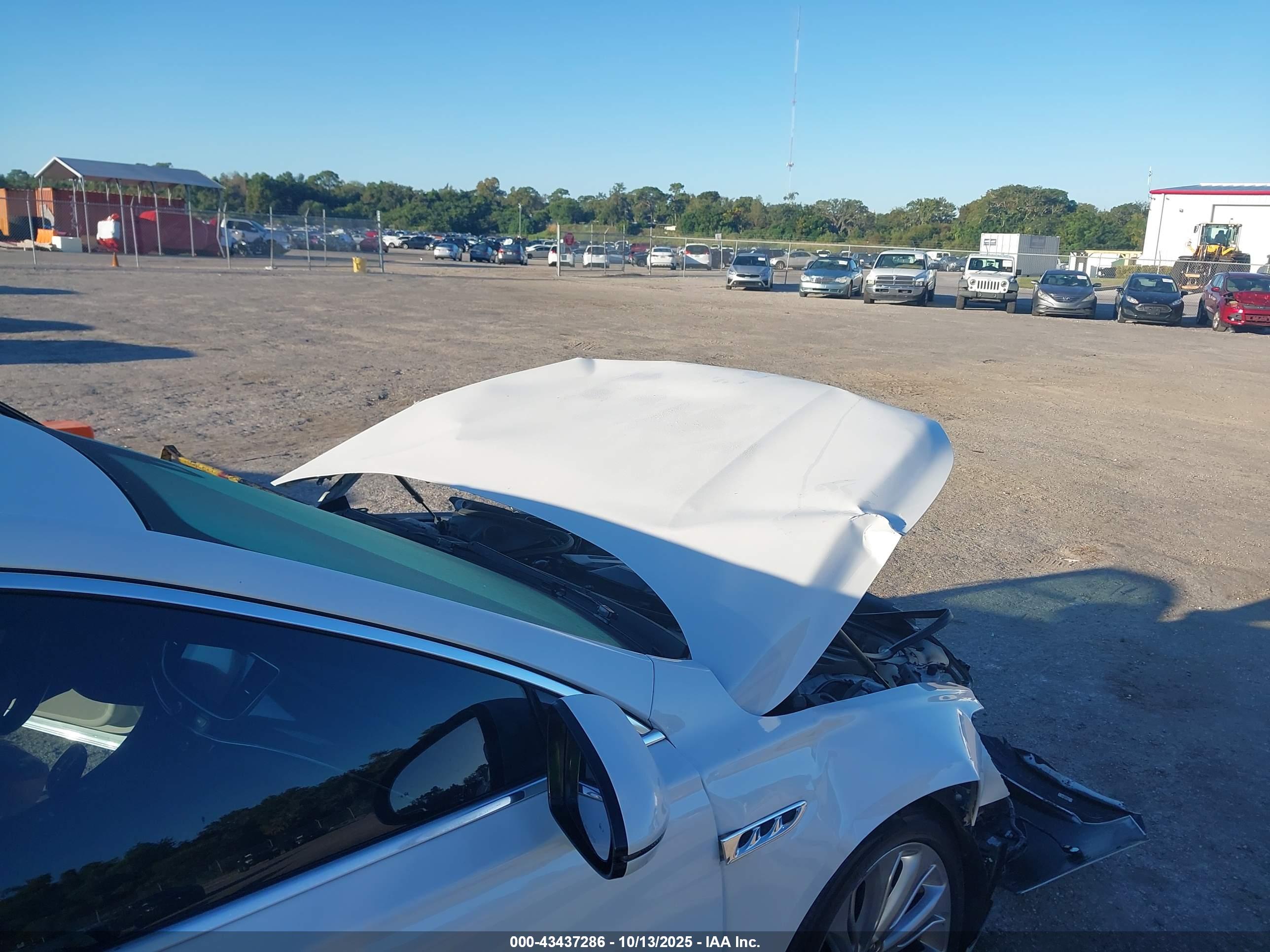 BUICK LACROSSE image 6