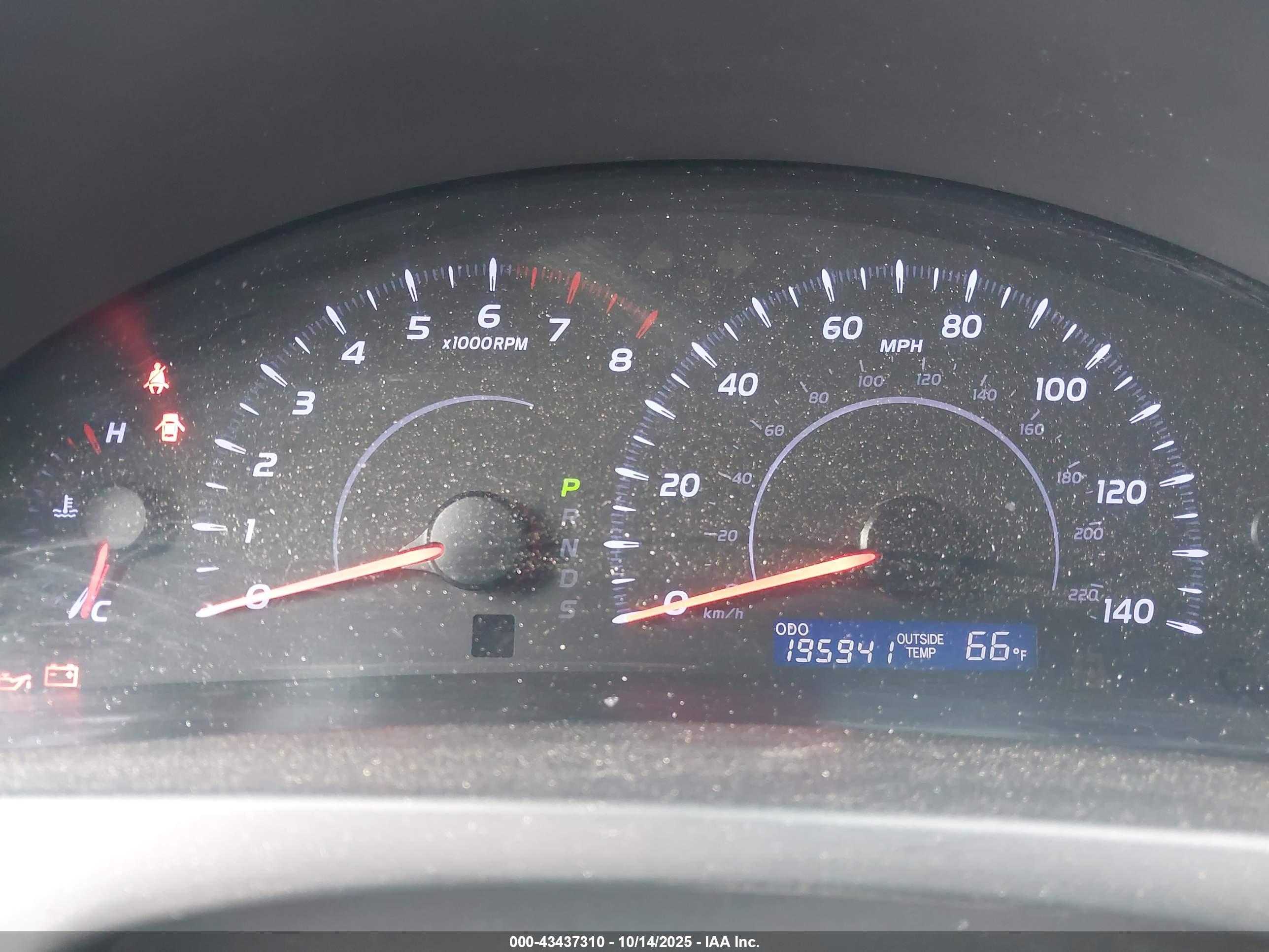 TOYOTA CAMRY image 7
