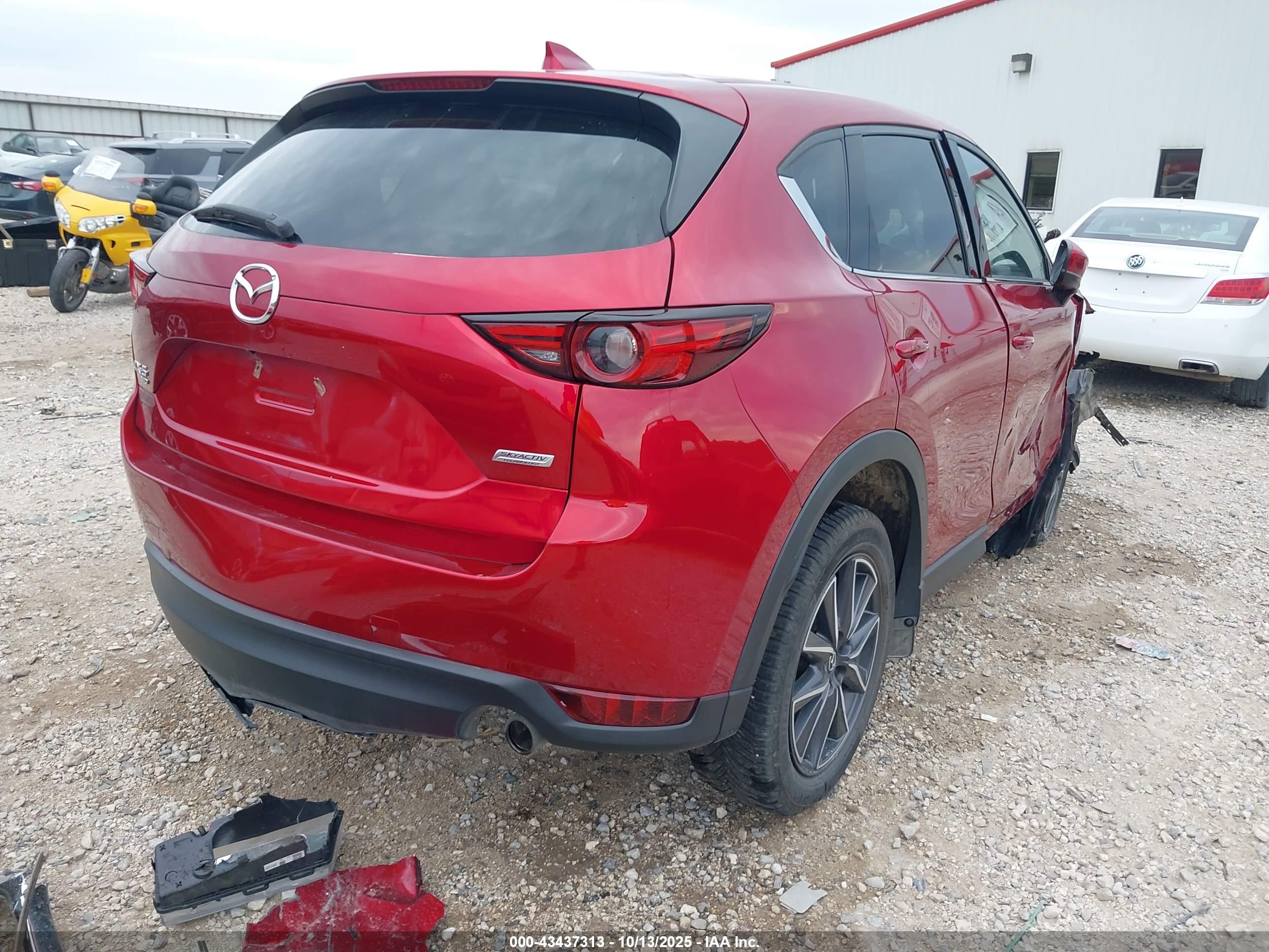 MAZDA CX-5 image 4