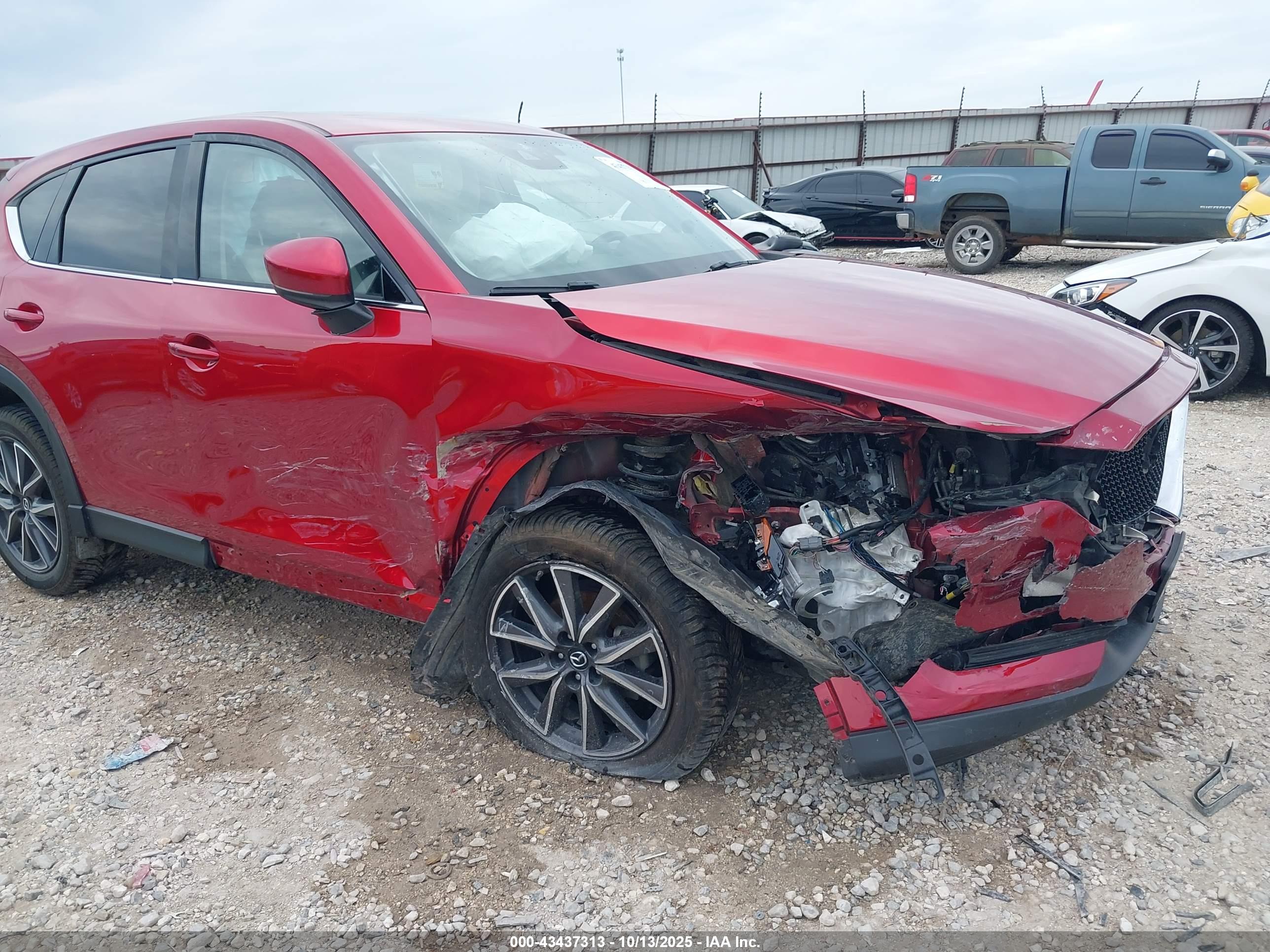 MAZDA CX-5 image 6