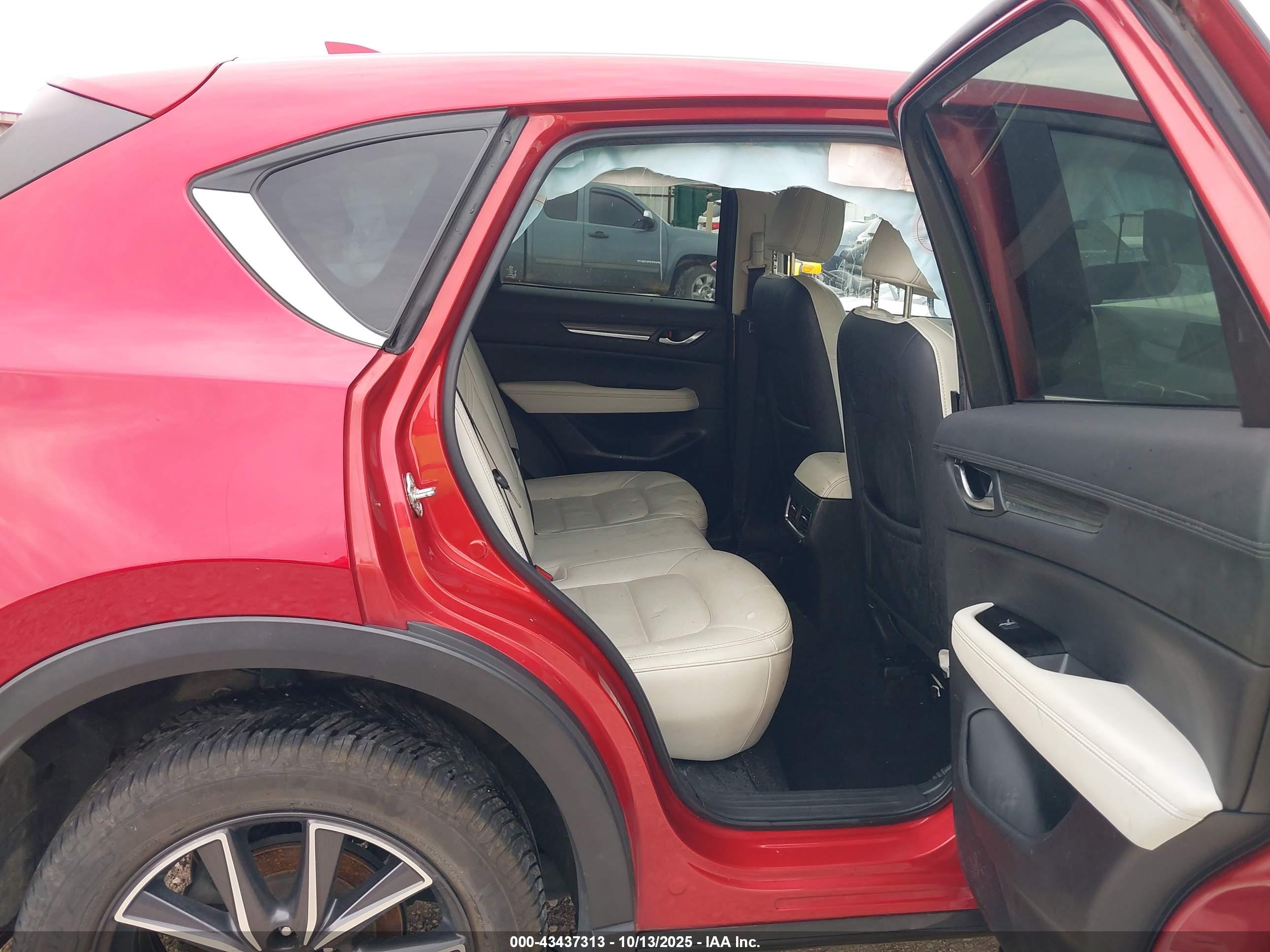 MAZDA CX-5 image 8