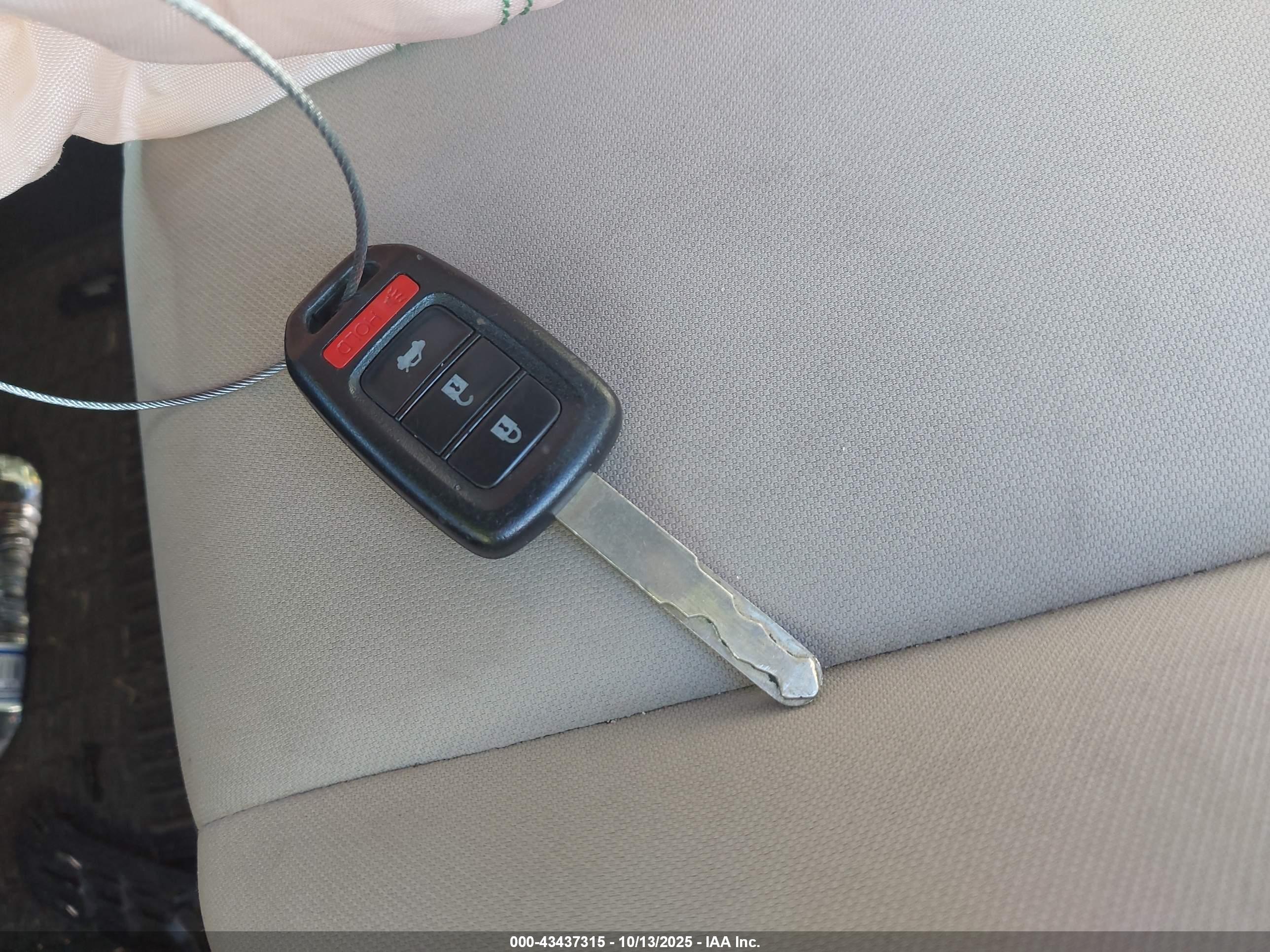 HONDA CIVIC image 11