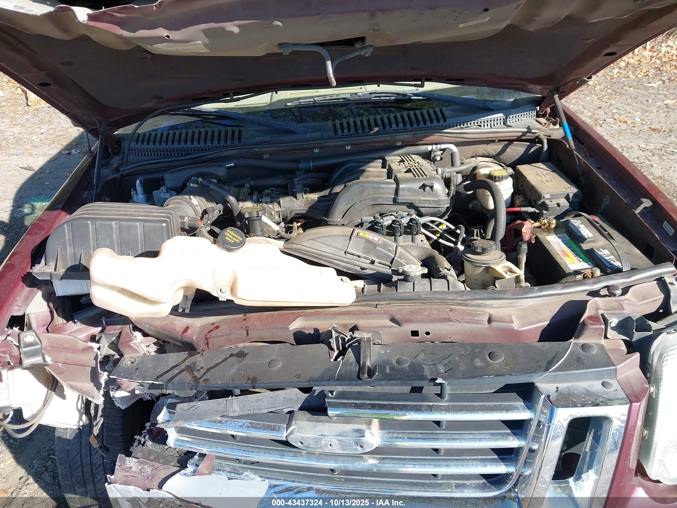 FORD EXPLORER image 10