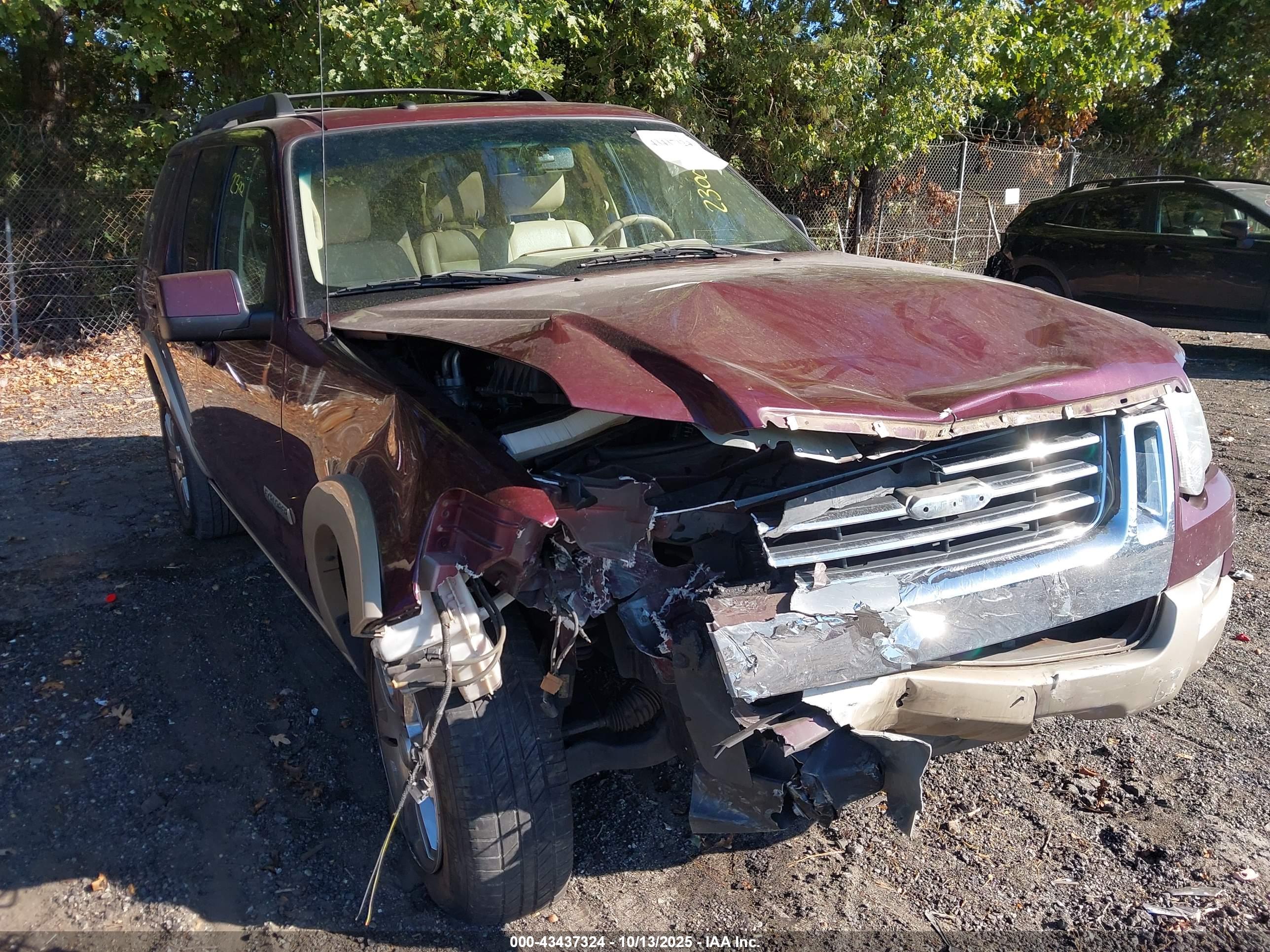 FORD EXPLORER image 6
