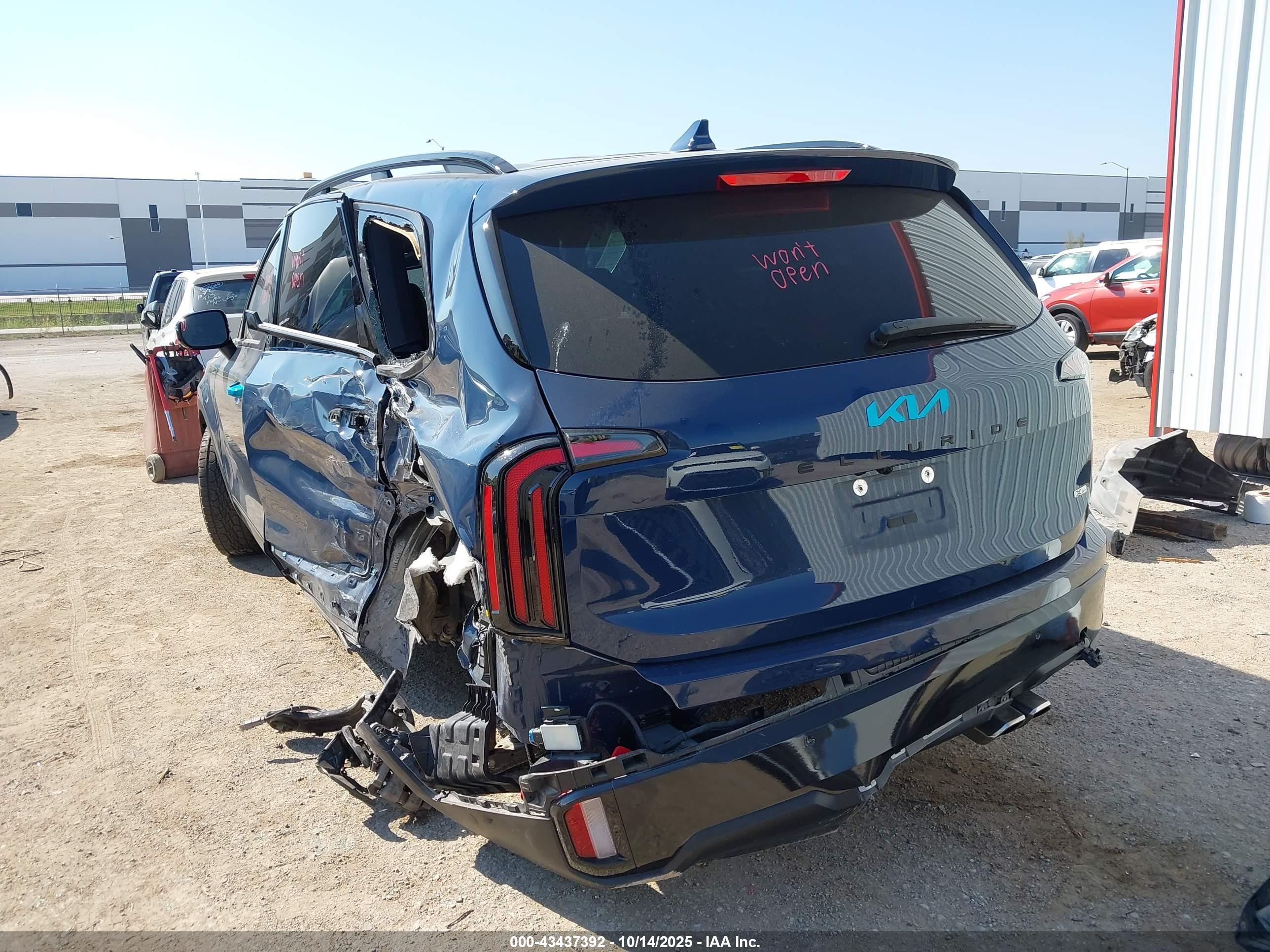 KIA TELLURIDE image 3