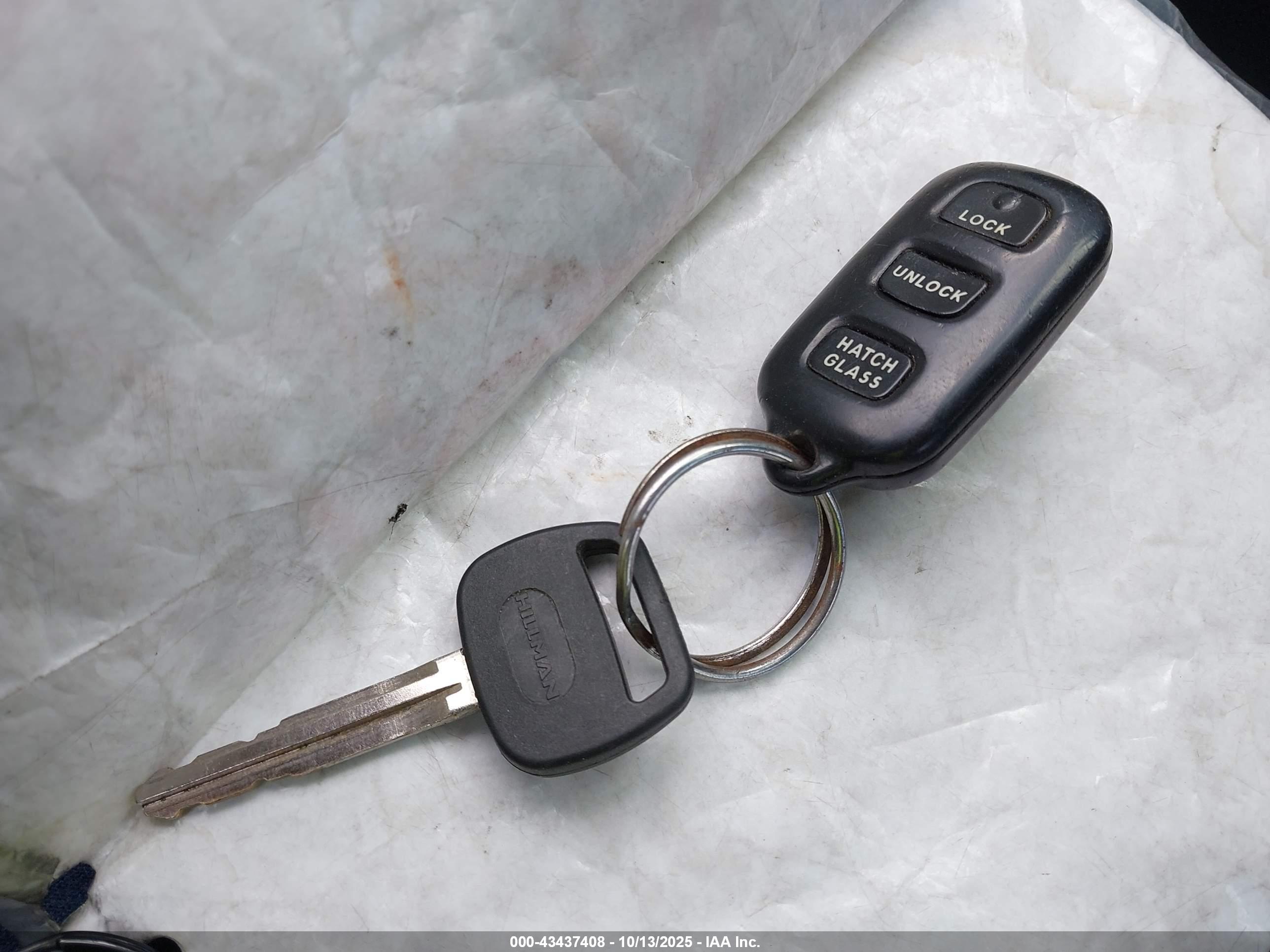PONTIAC VIBE image 11