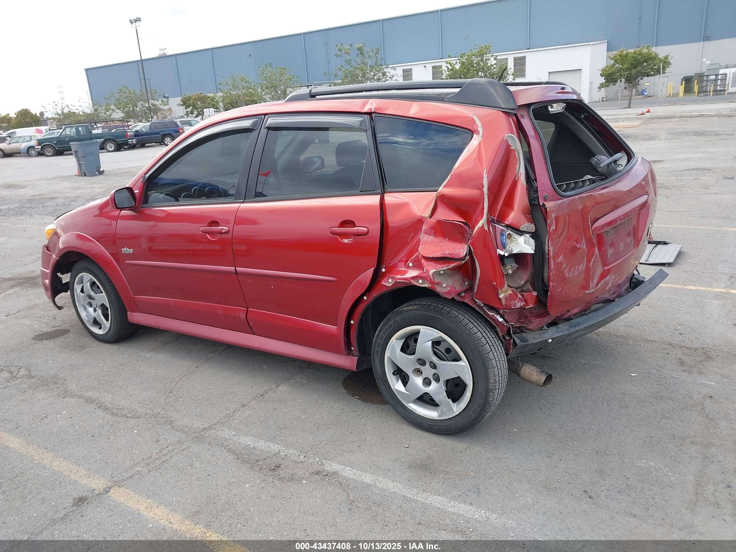 PONTIAC VIBE image 3
