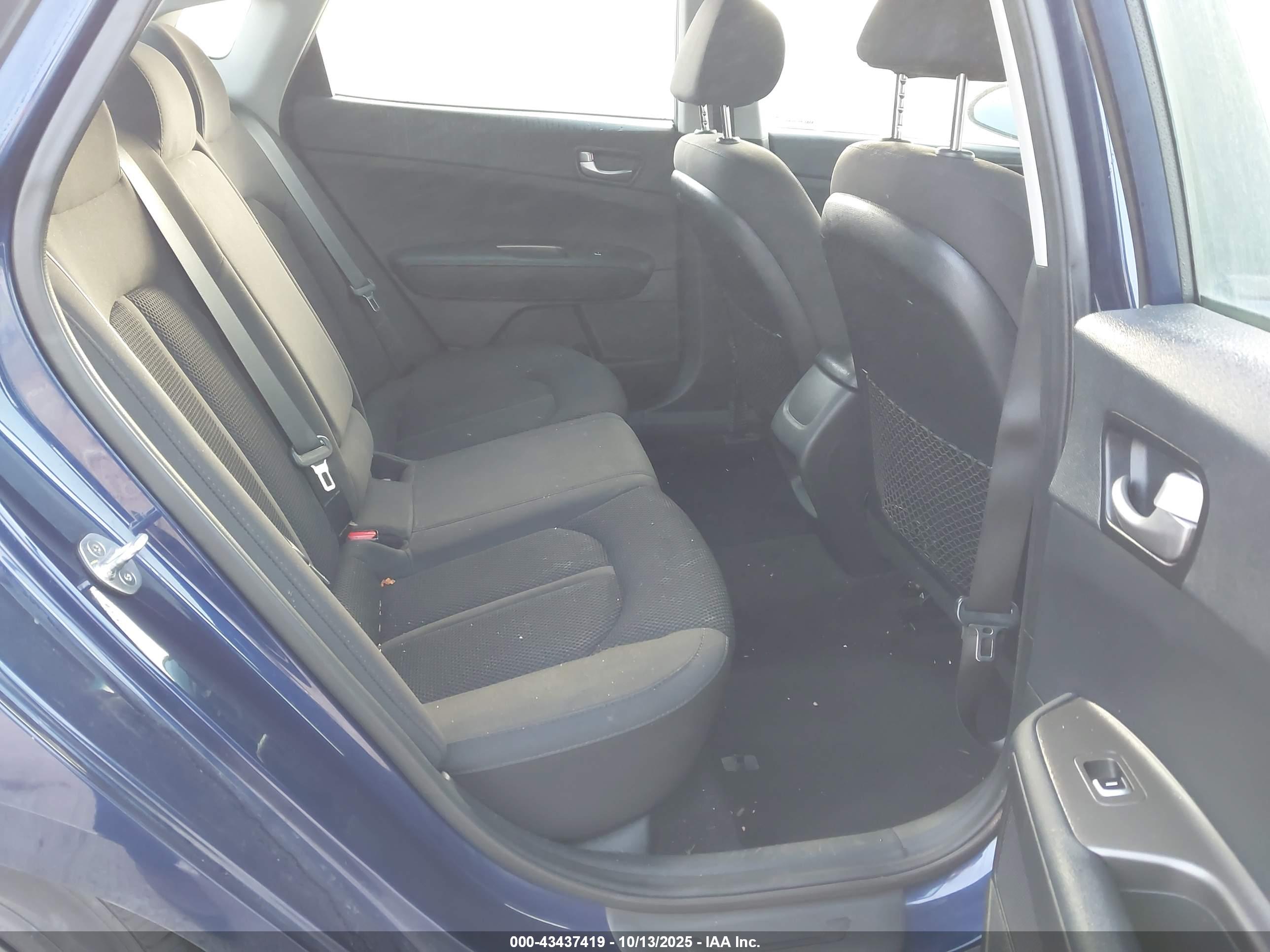 KIA OPTIMA image 8
