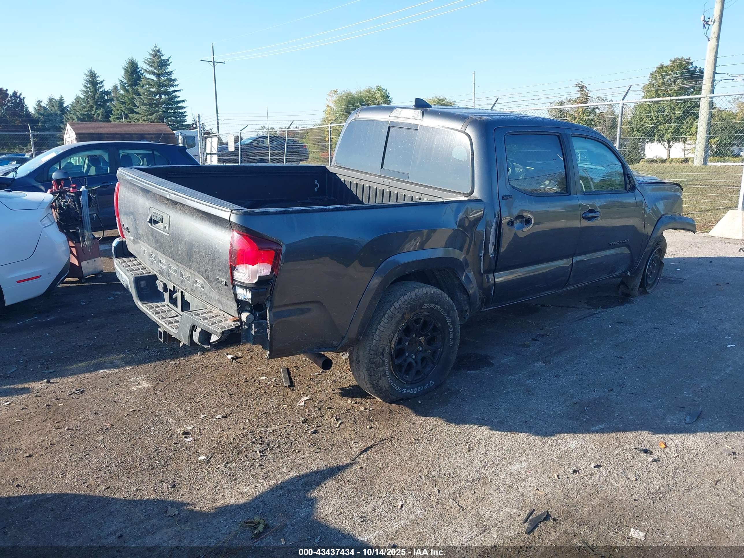 TOYOTA TACOMA image 4
