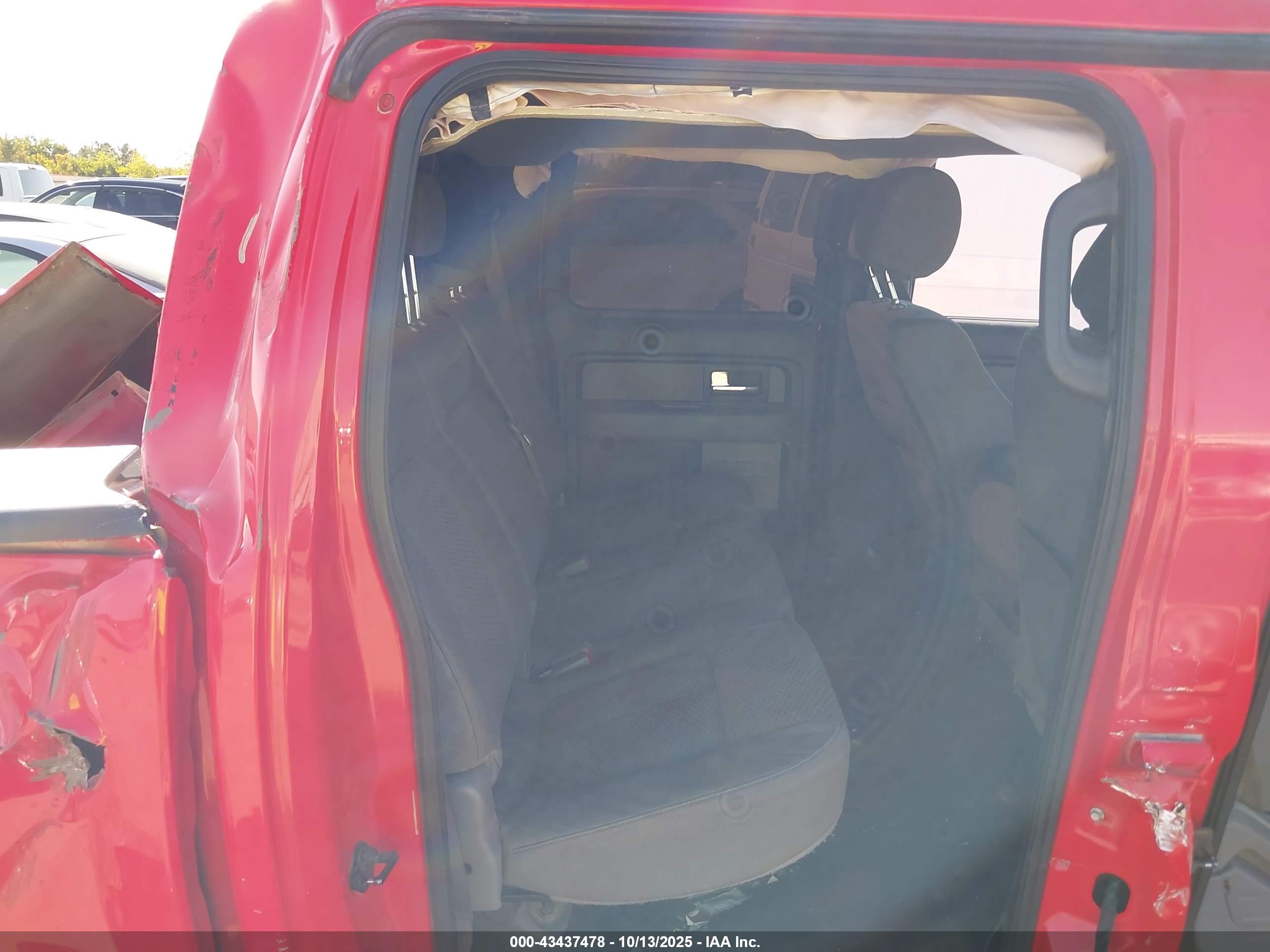 FORD F-150 image 8