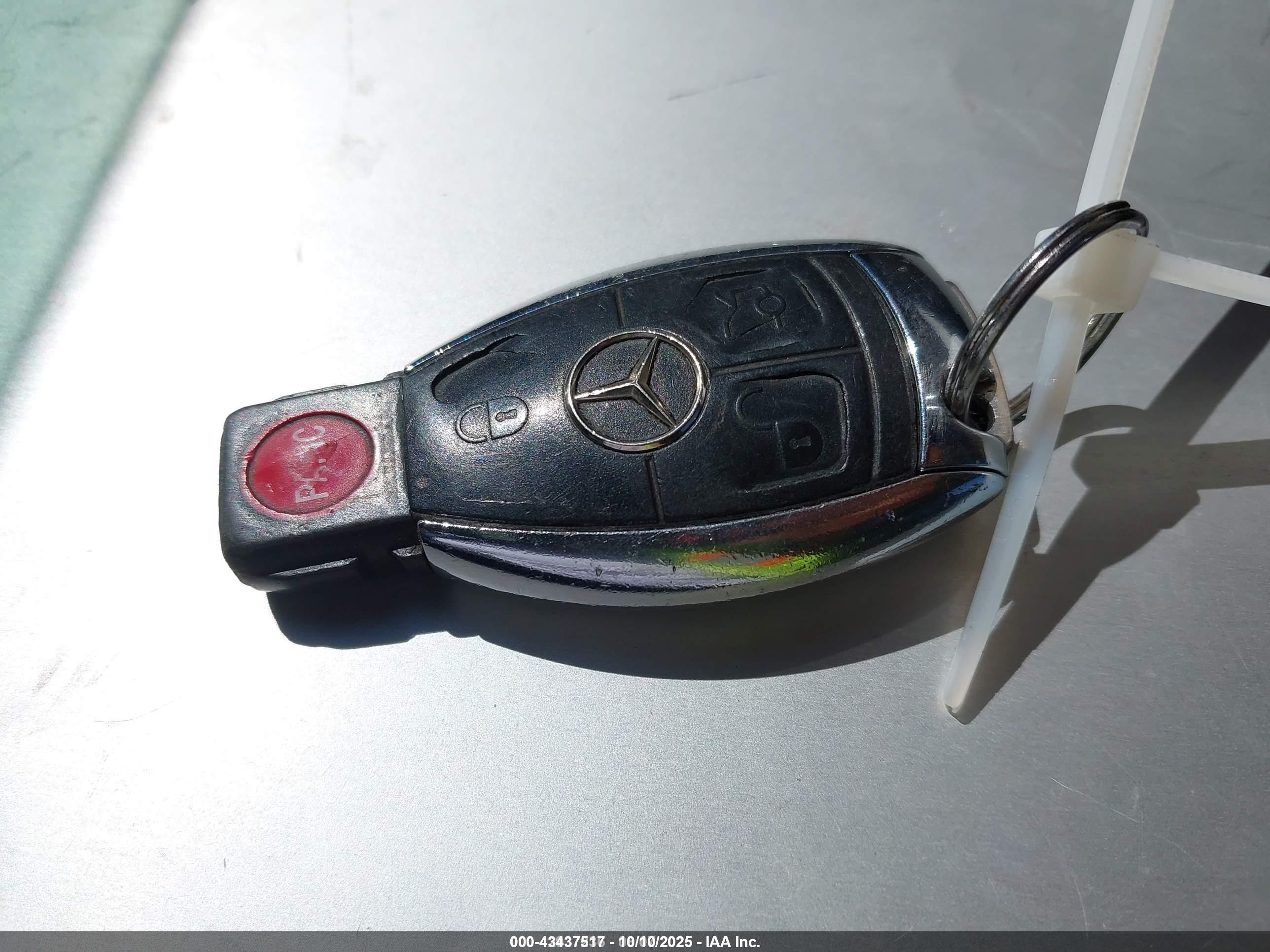 MERCEDES-BENZ CLK image 11