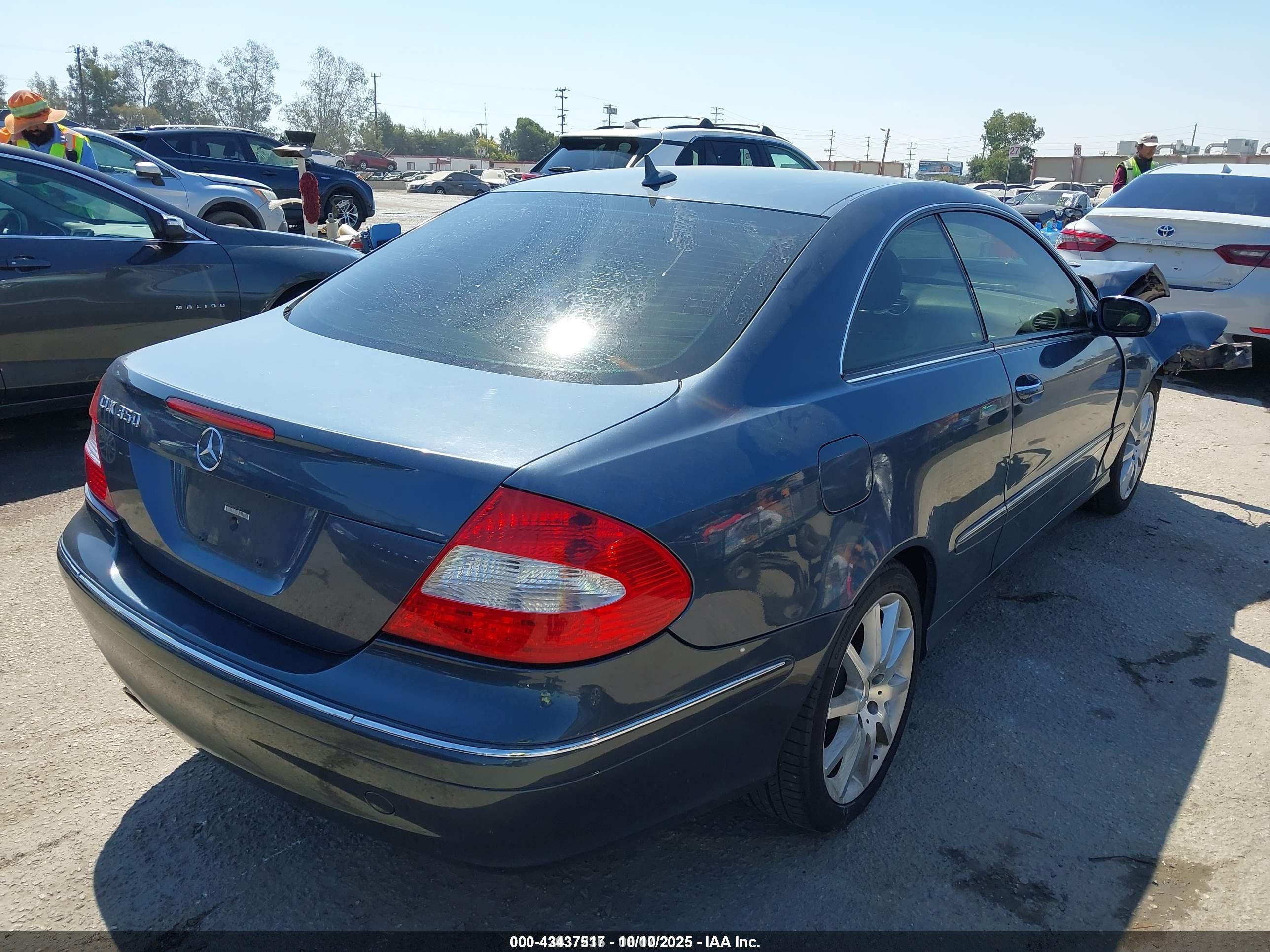 MERCEDES-BENZ CLK image 4