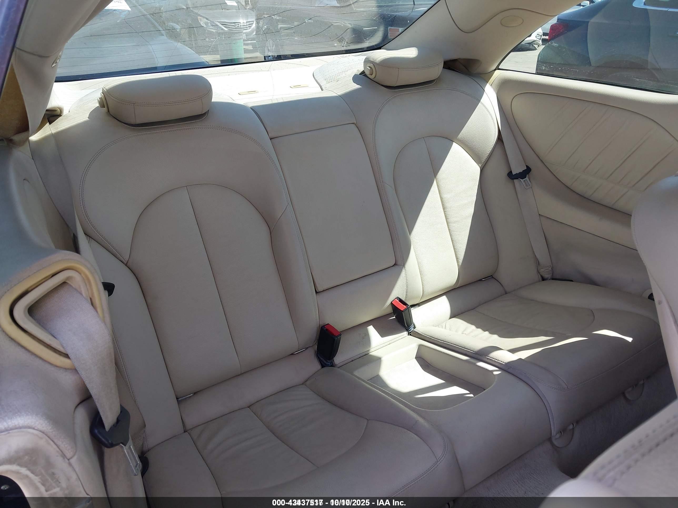 MERCEDES-BENZ CLK image 8