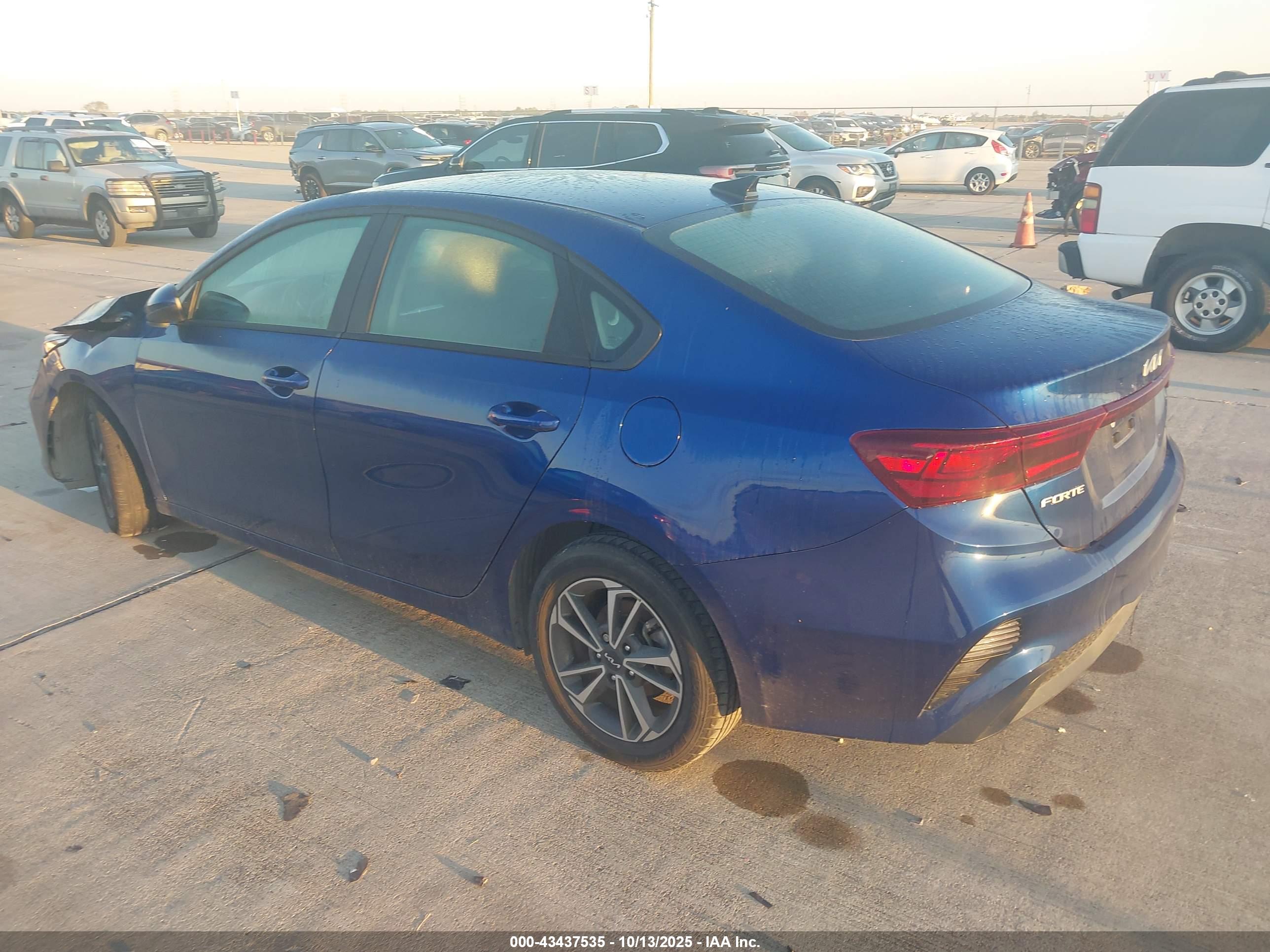 KIA FORTE image 3