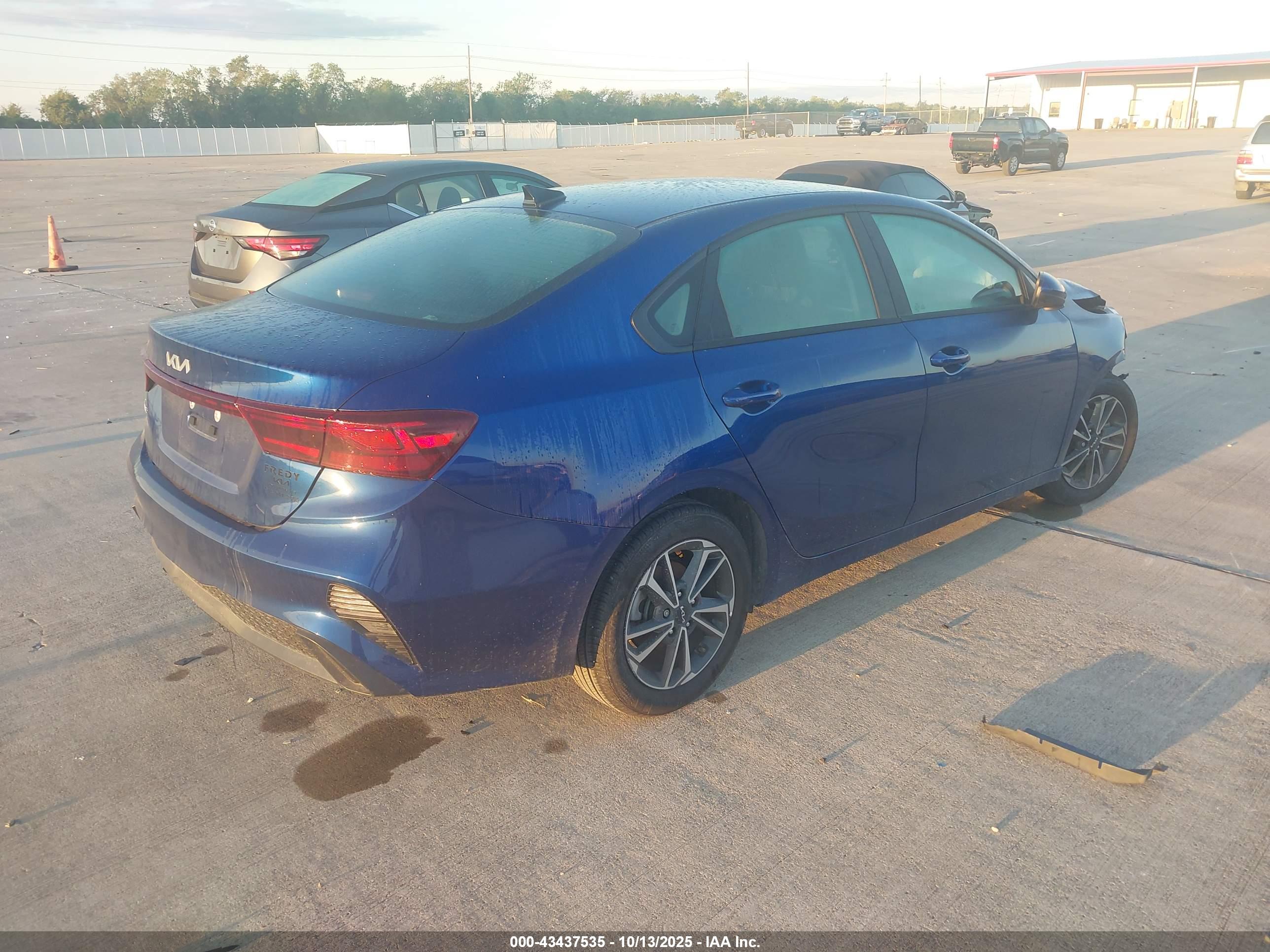 KIA FORTE image 4