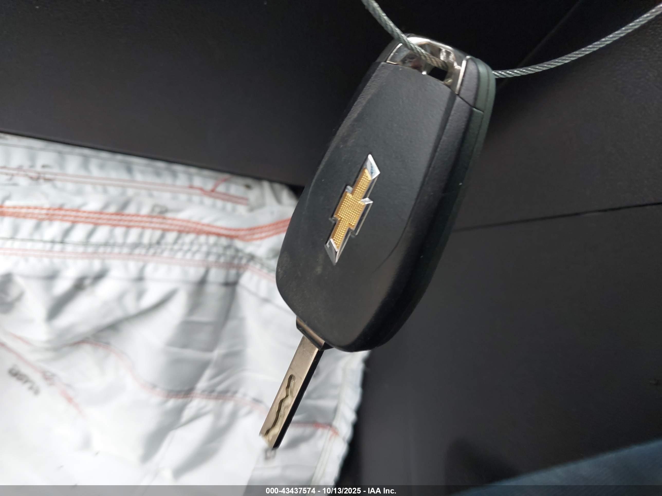 CHEVROLET TRAX image 11