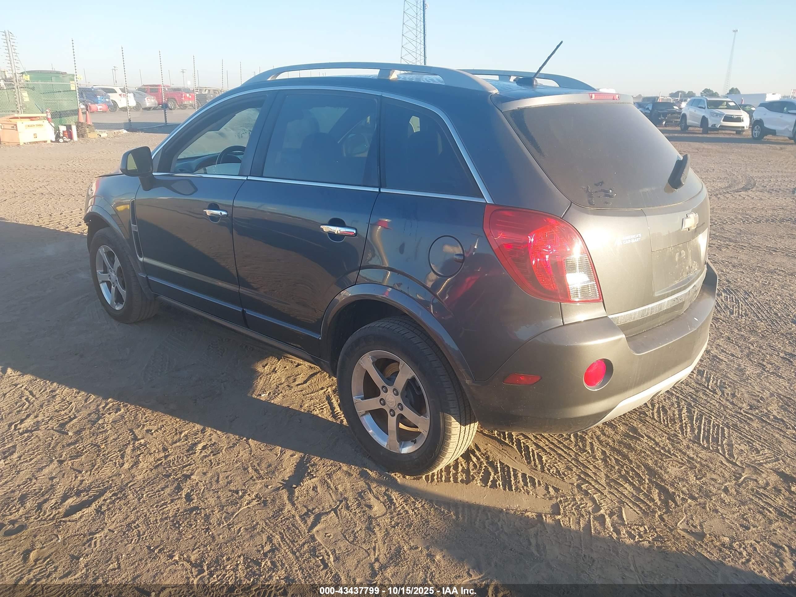 CHEVROLET CAPTIVA image 3