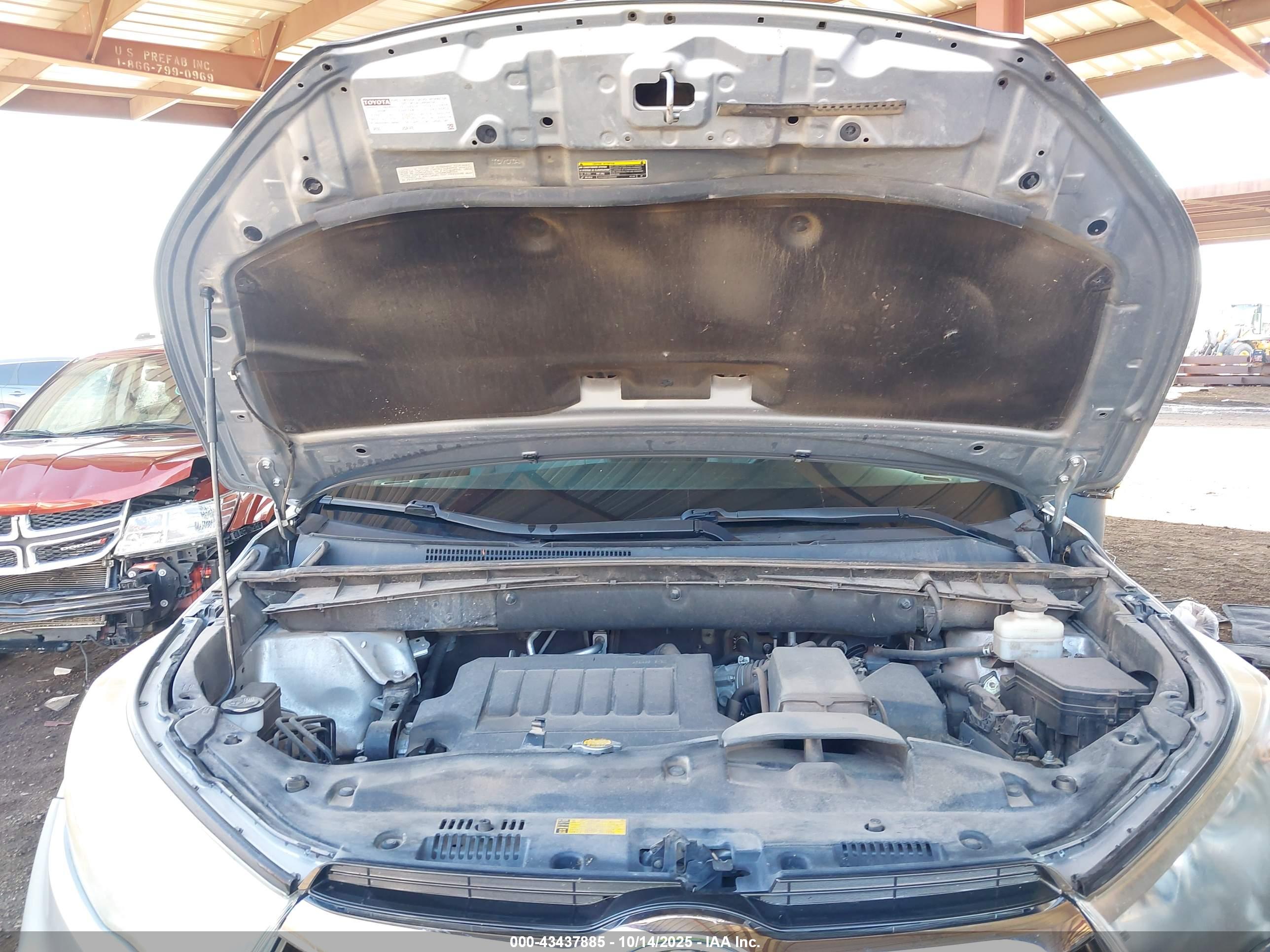 TOYOTA HIGHLANDER image 10