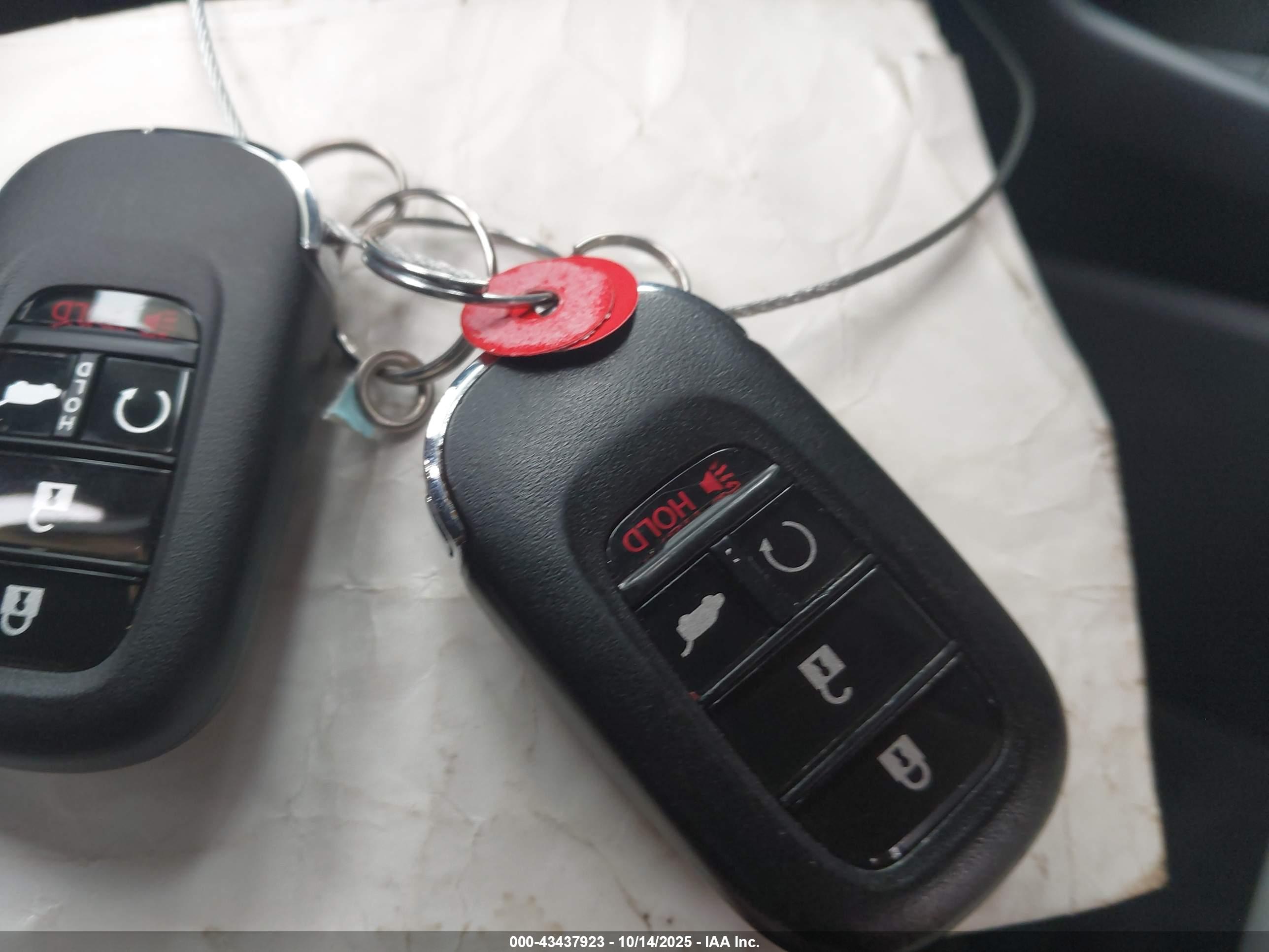 HONDA CR-V image 11