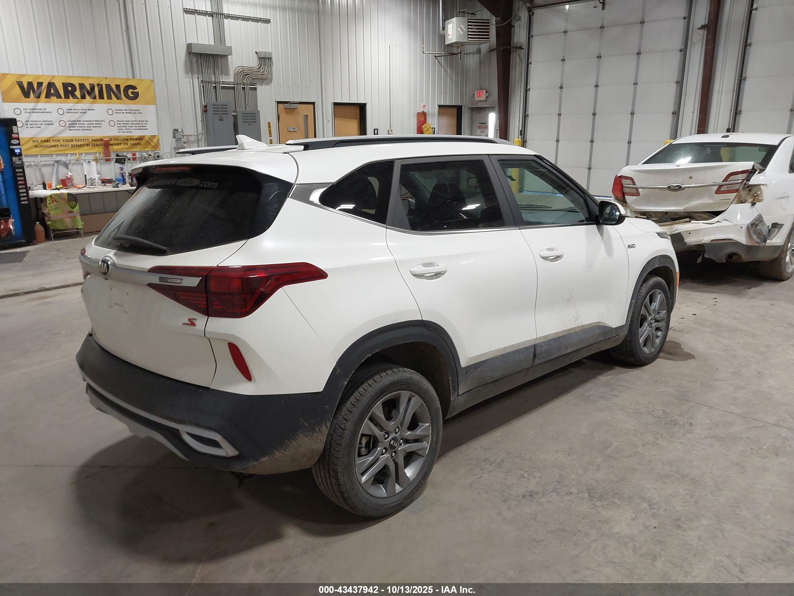 KIA SELTOS image 4