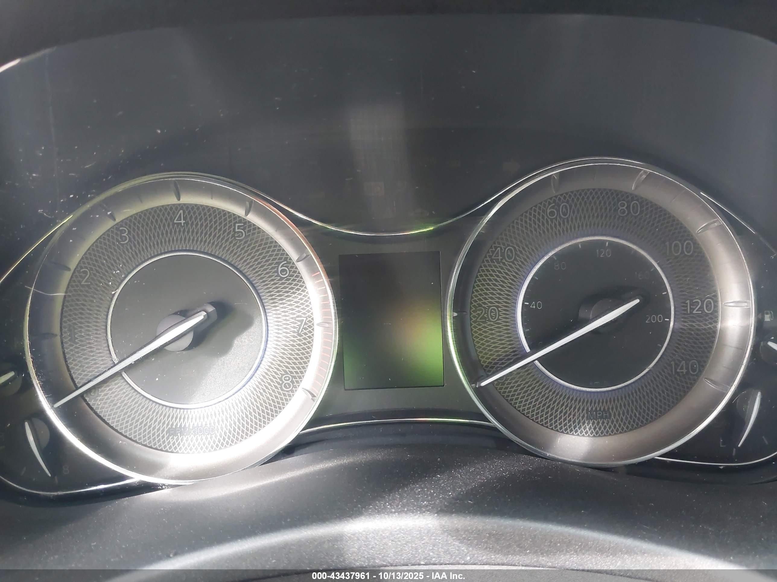 INFINITI QX80 image 7