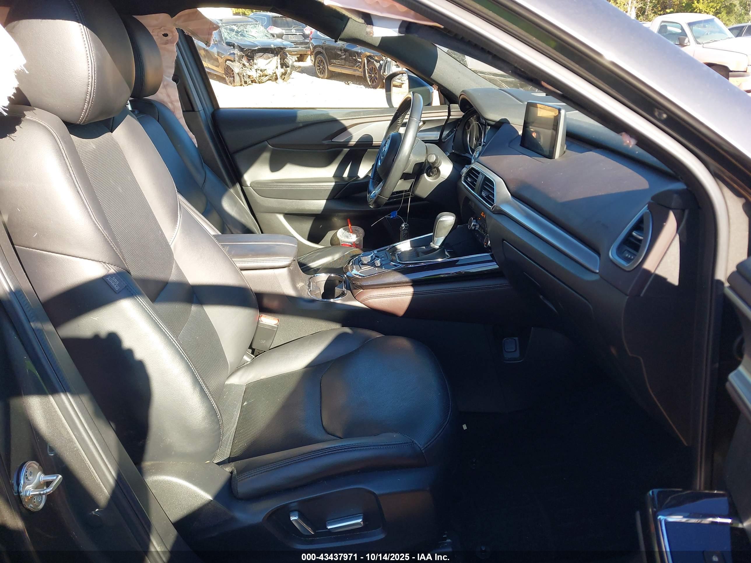 MAZDA CX-9 image 5