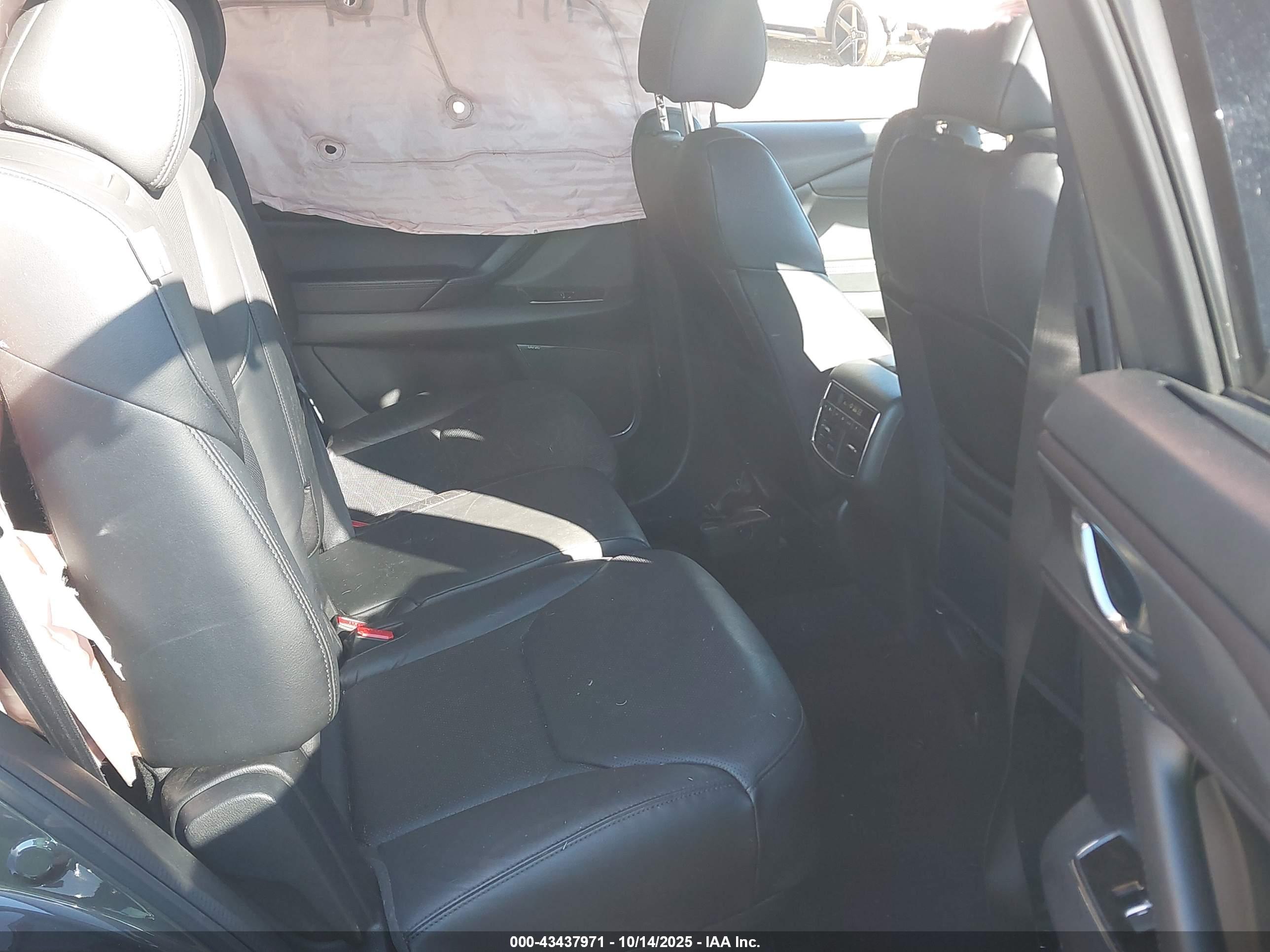 MAZDA CX-9 image 8