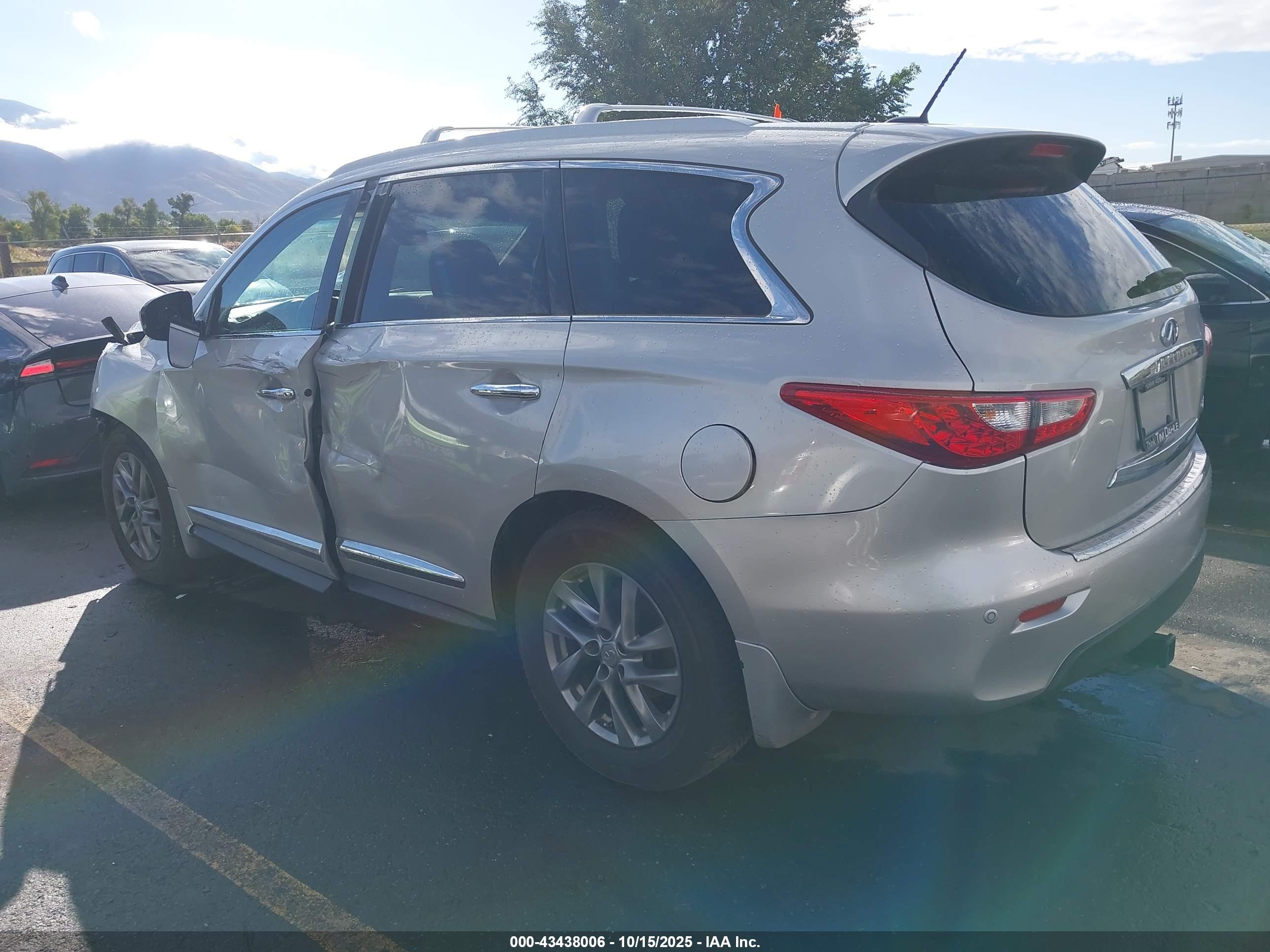 INFINITI QX60 image 3