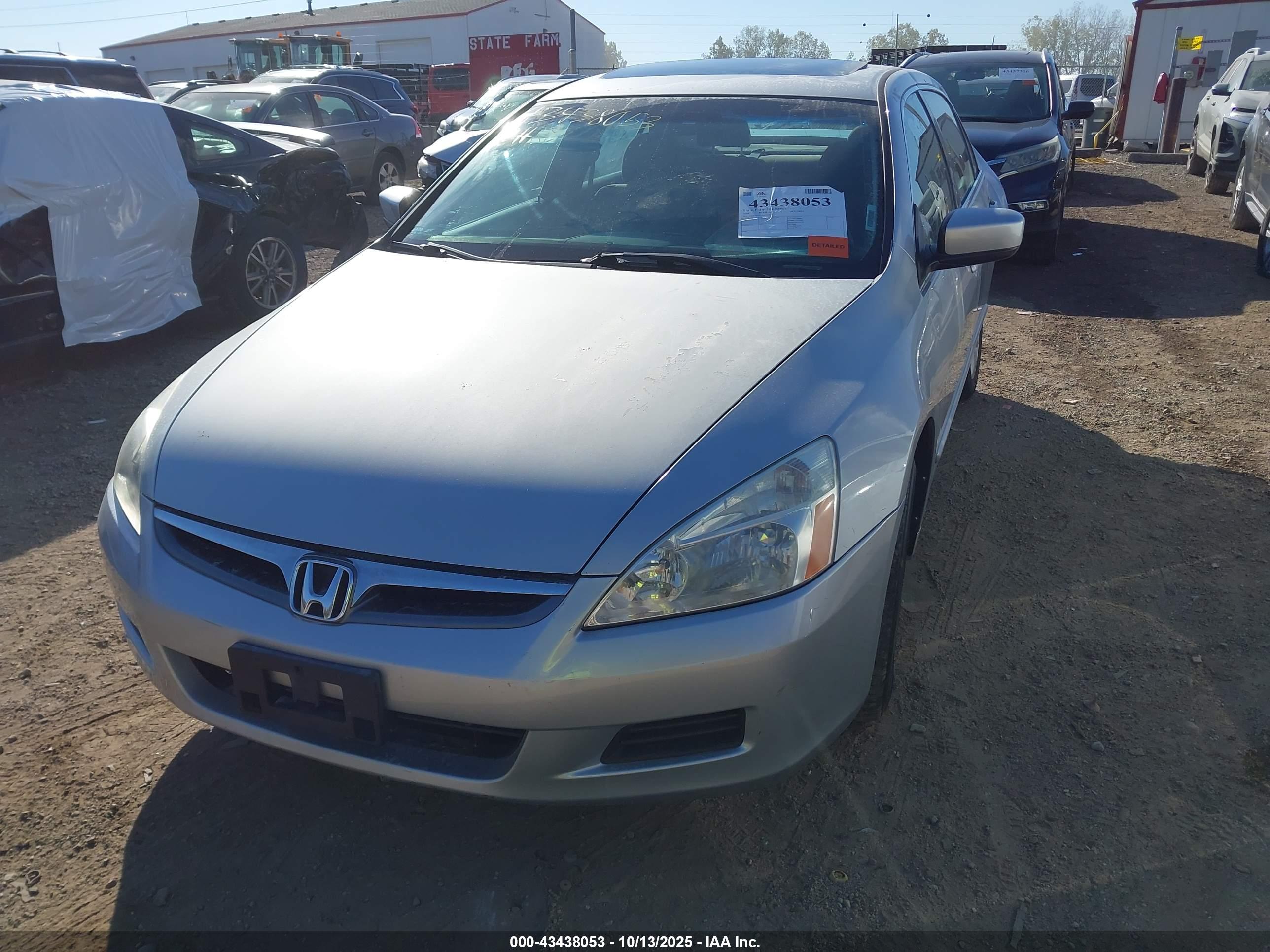 HONDA ACCORD image 2