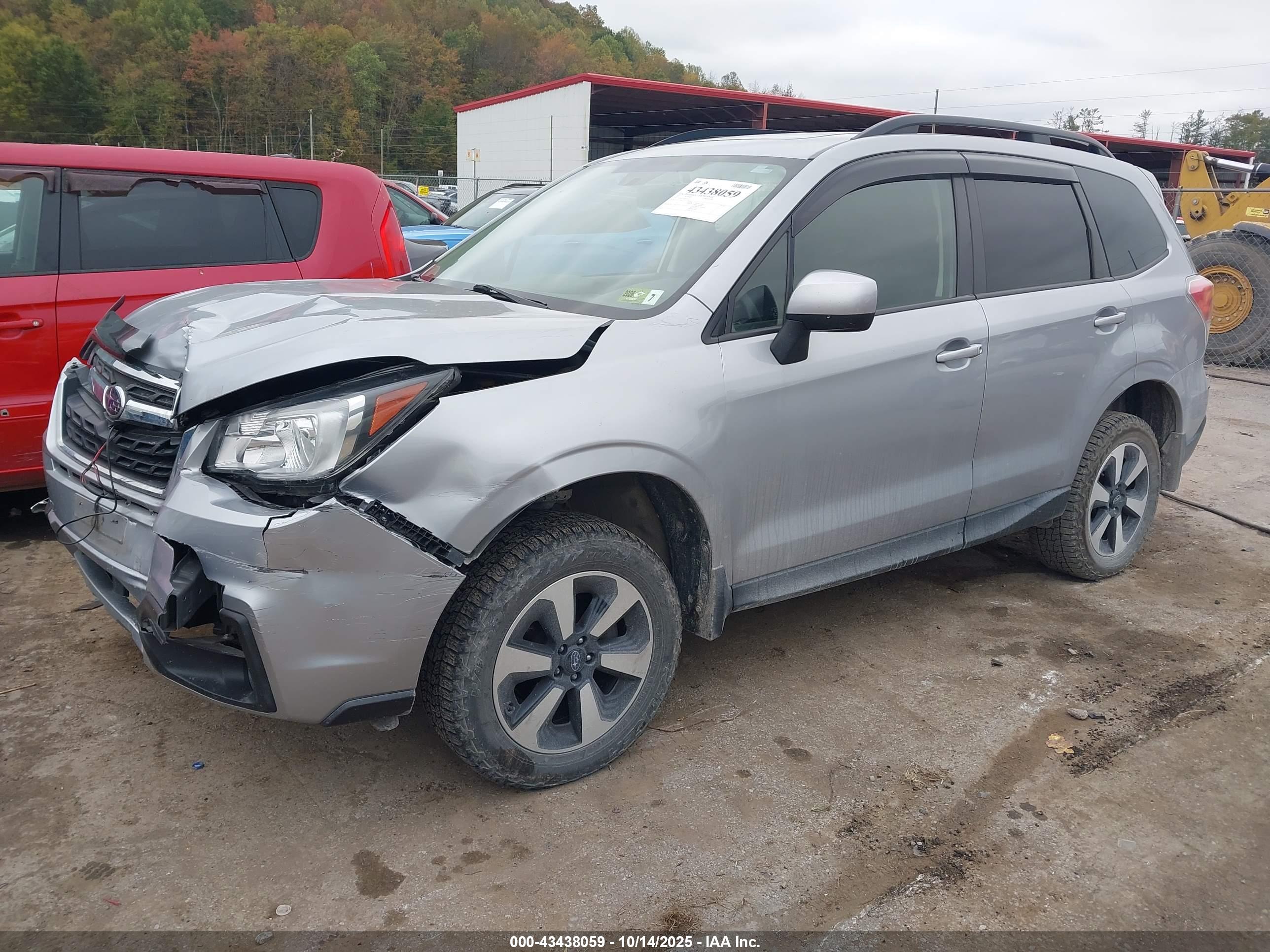 SUBARU FORESTER image 2