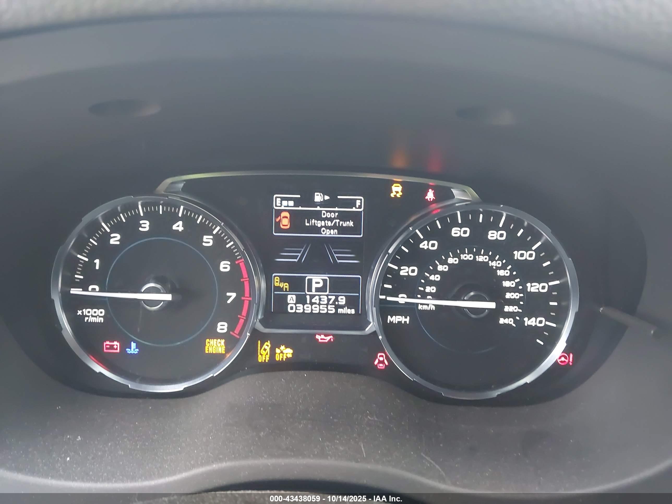 SUBARU FORESTER image 7