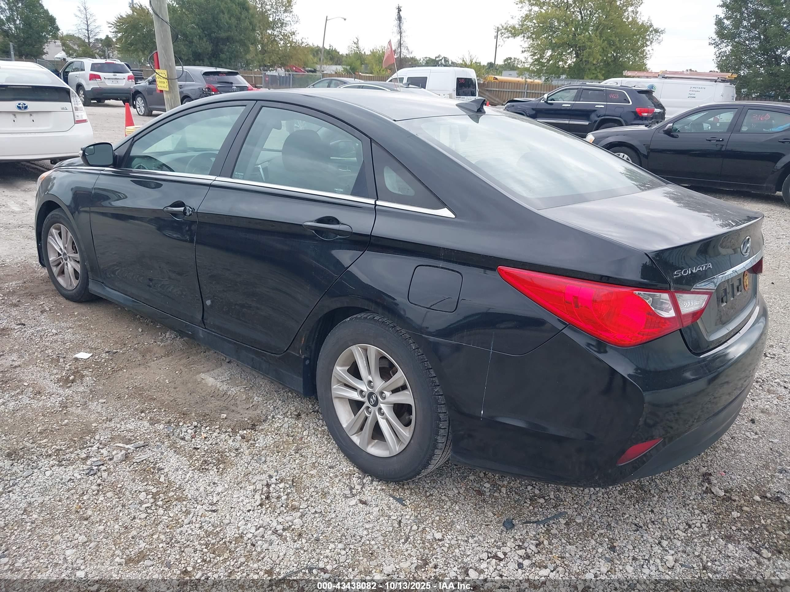 HYUNDAI SONATA image 3