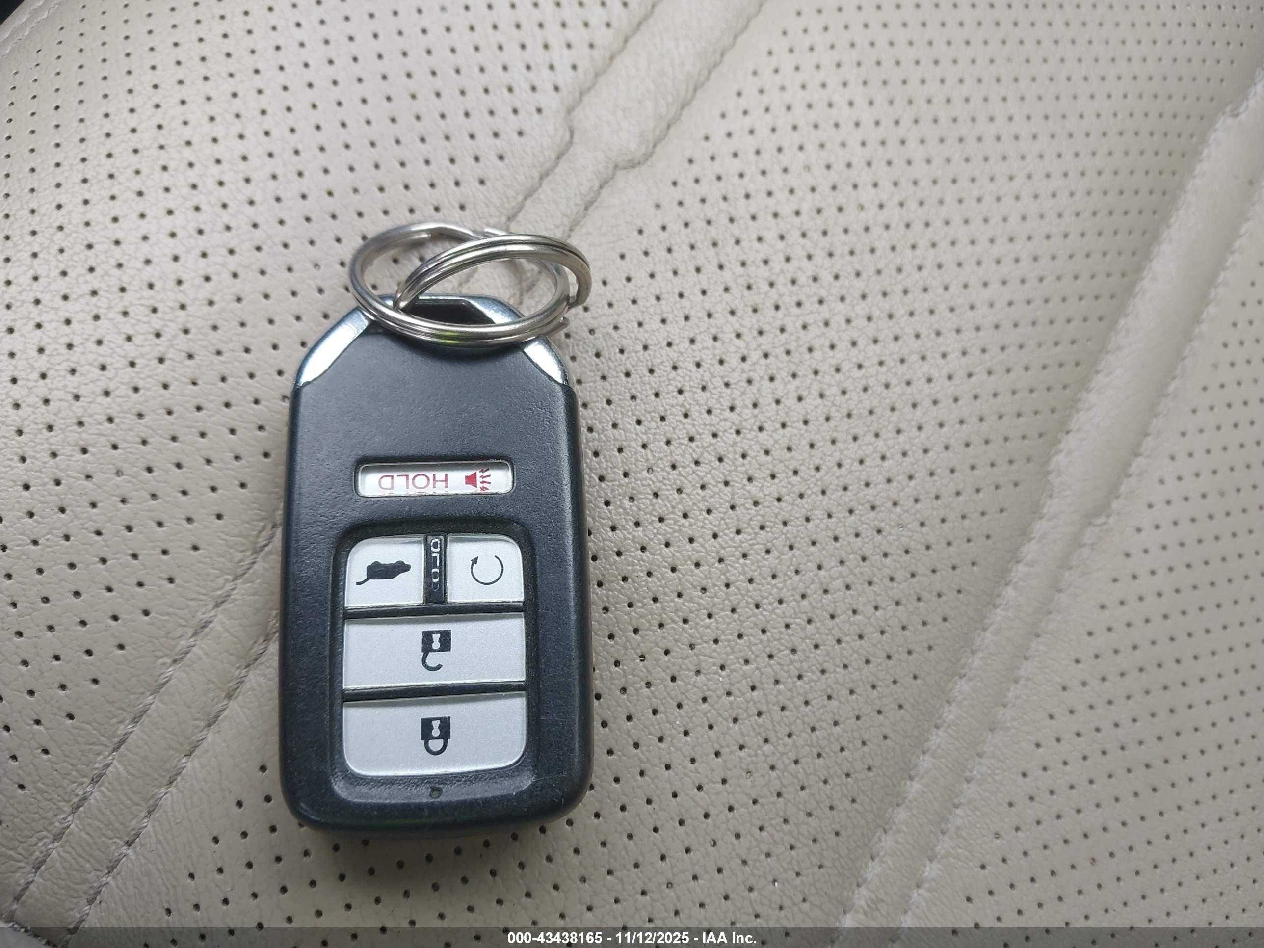 HONDA CR-V image 11