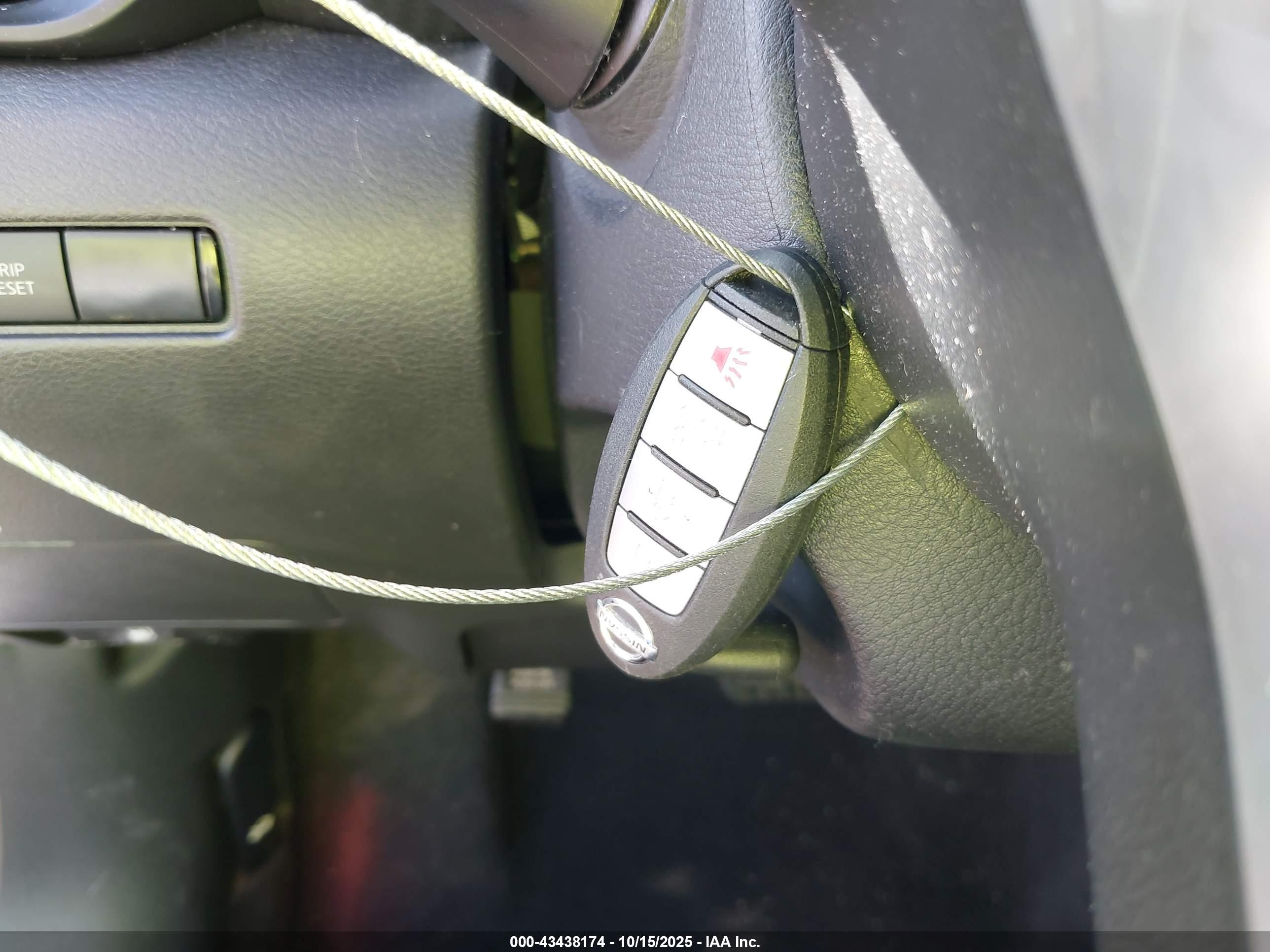NISSAN SENTRA image 11