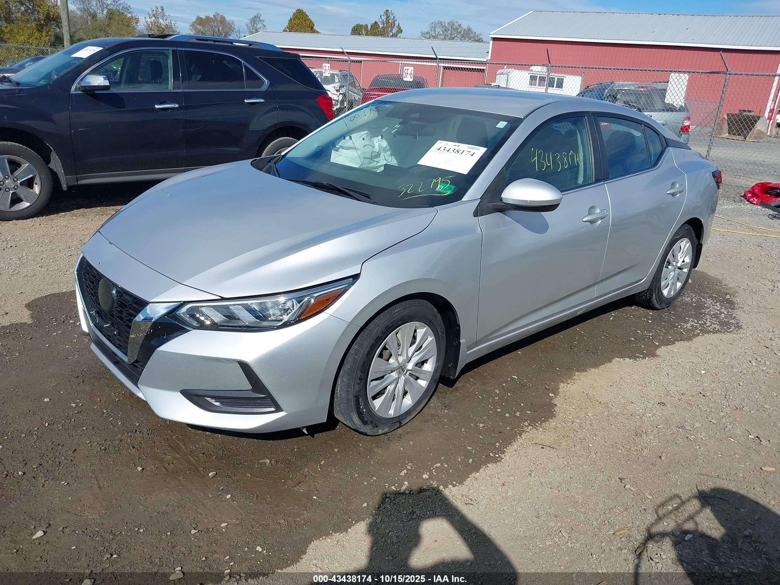 NISSAN SENTRA image 2