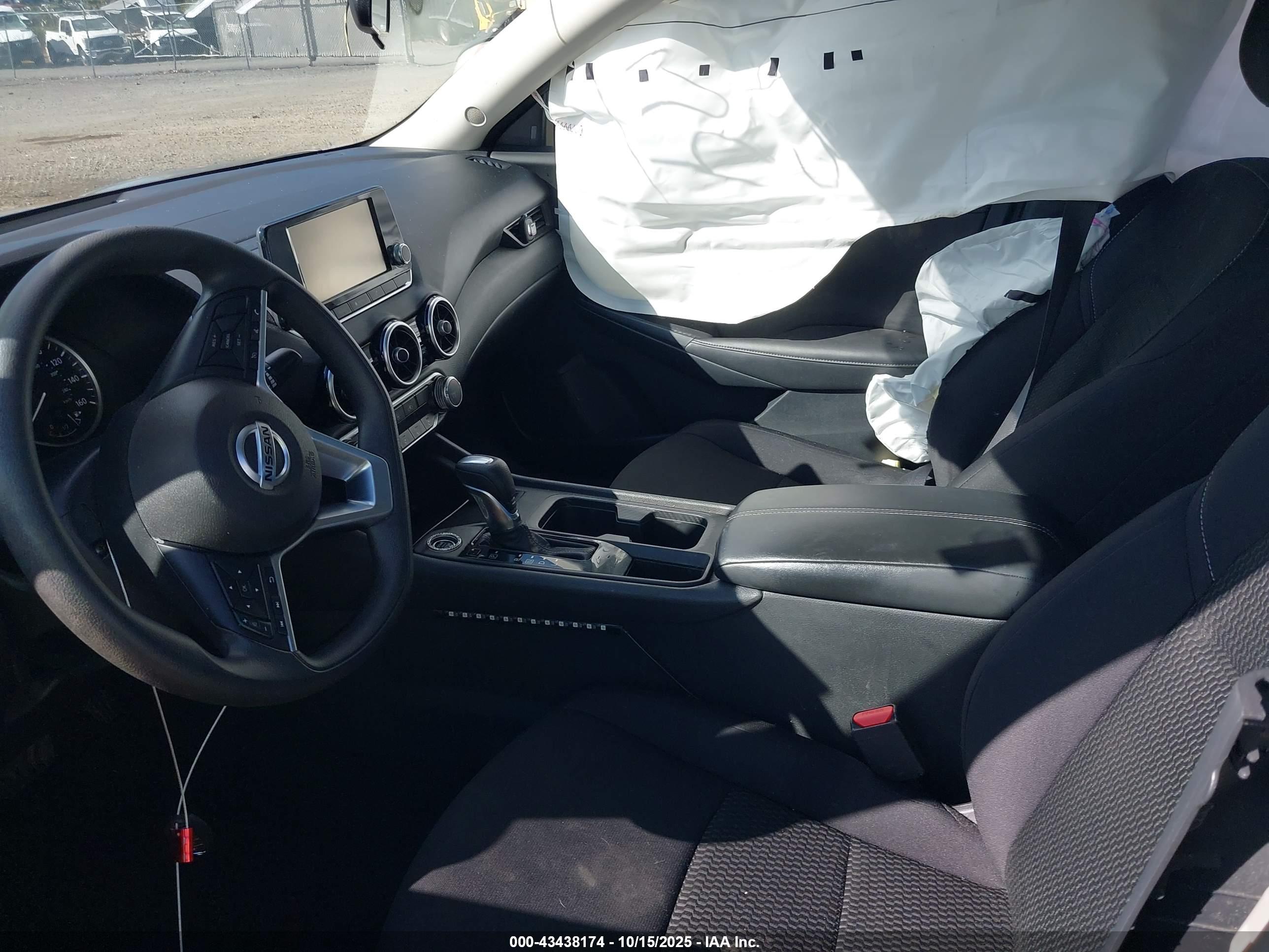 NISSAN SENTRA image 5