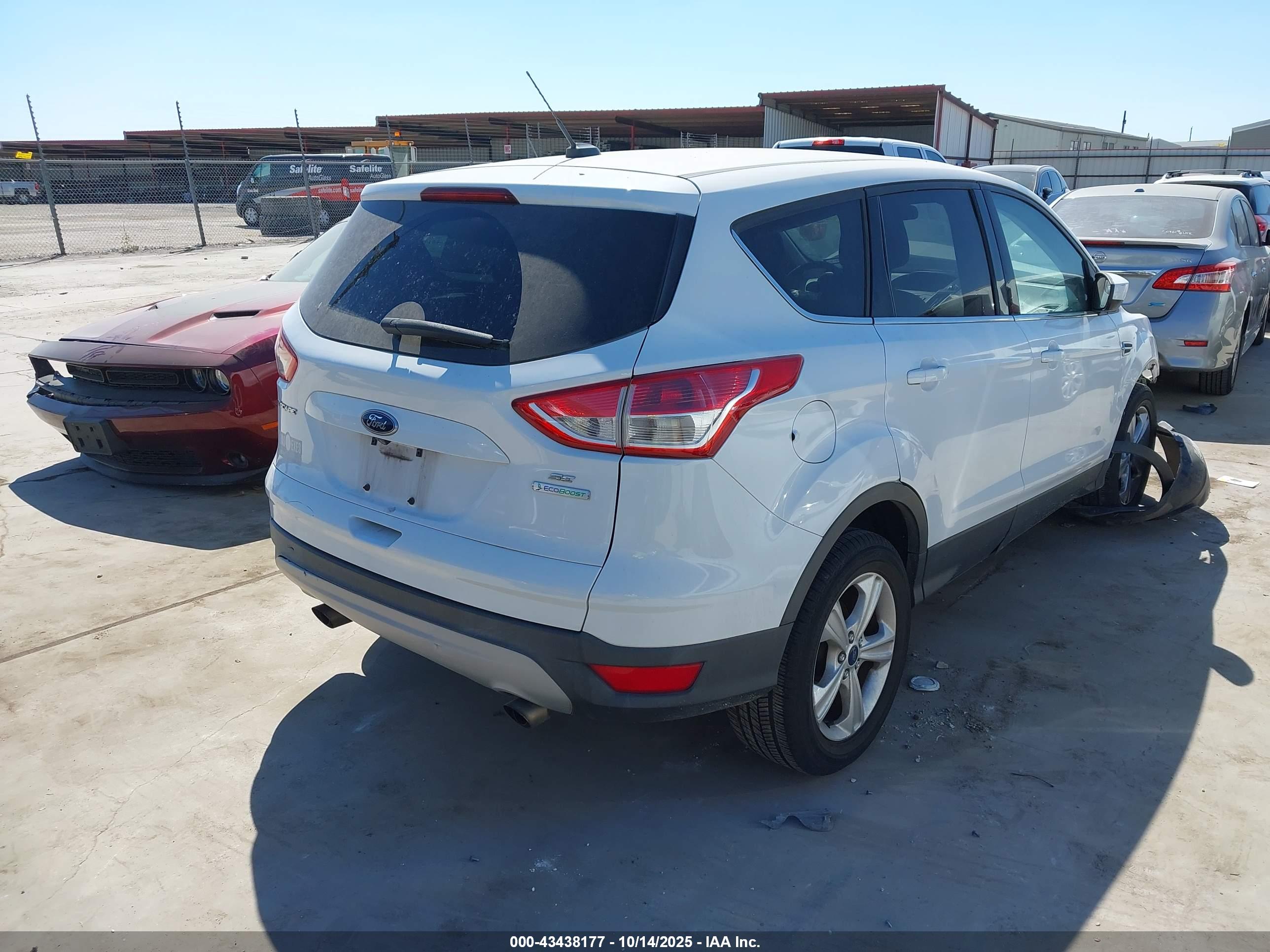 FORD ESCAPE image 4